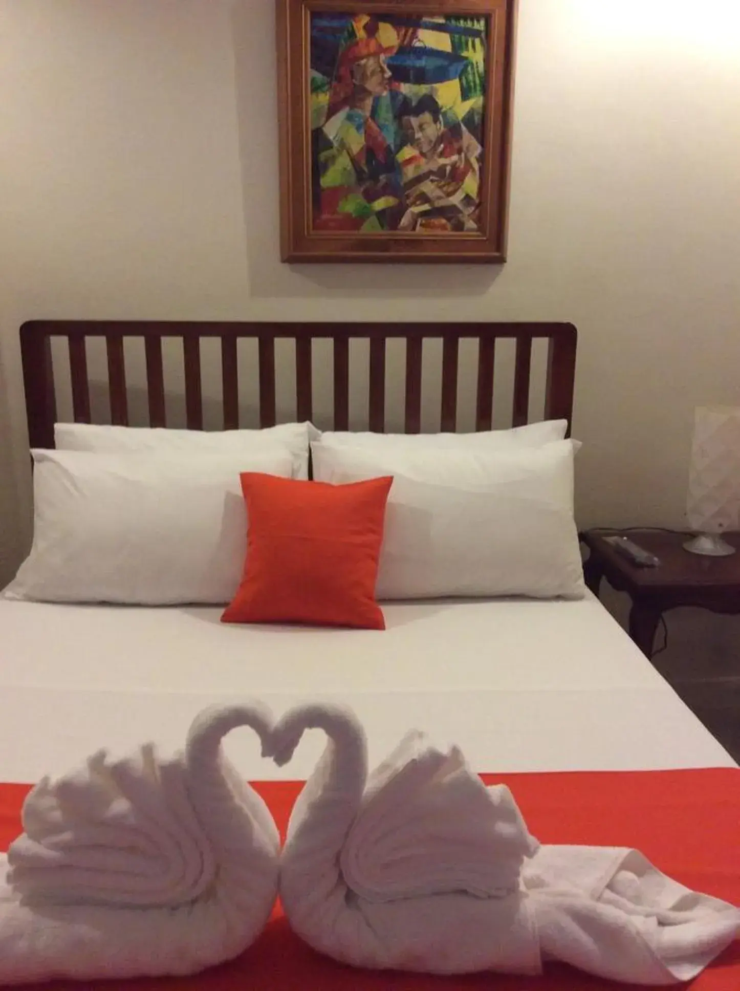 Deluxe Queen Room in Casa Roces Deluxe Queen Room in Casa Roces