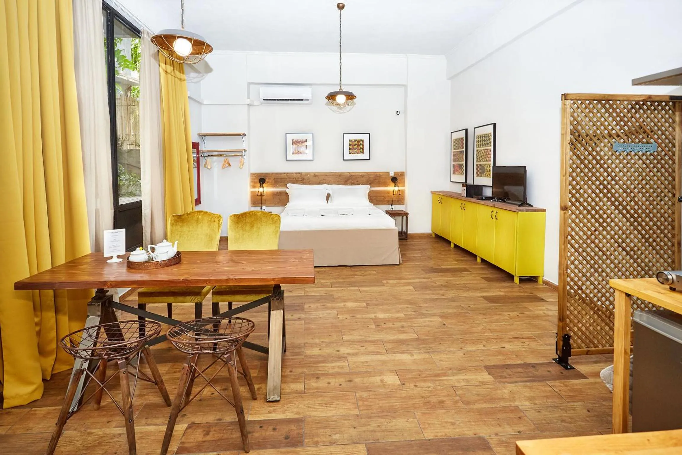 Photo of the whole room in Aris Athens Suites