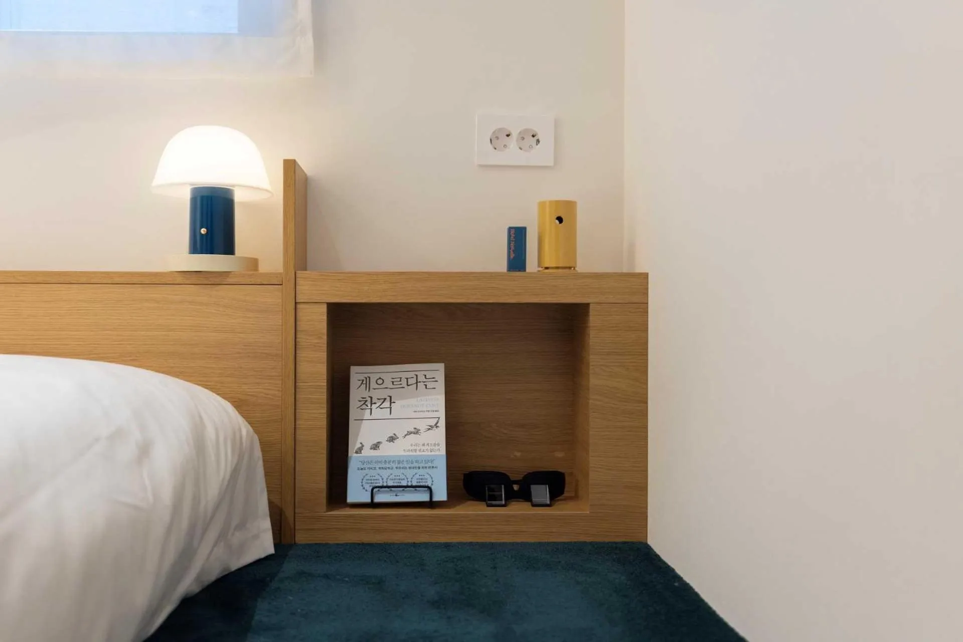 Bed in Nouvelle Hotel and Spa Jongno by Aank