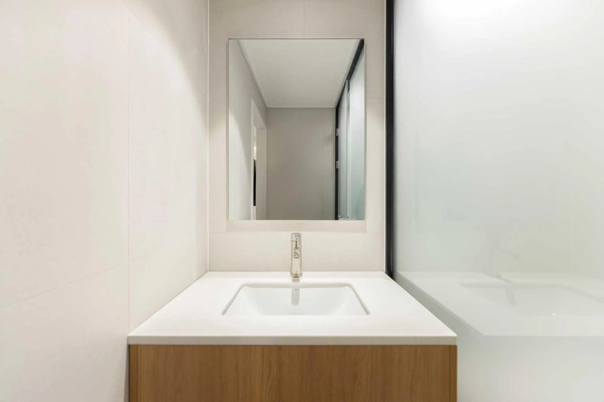 Bathroom in Nouvelle Hotel and Spa Jongno by Aank