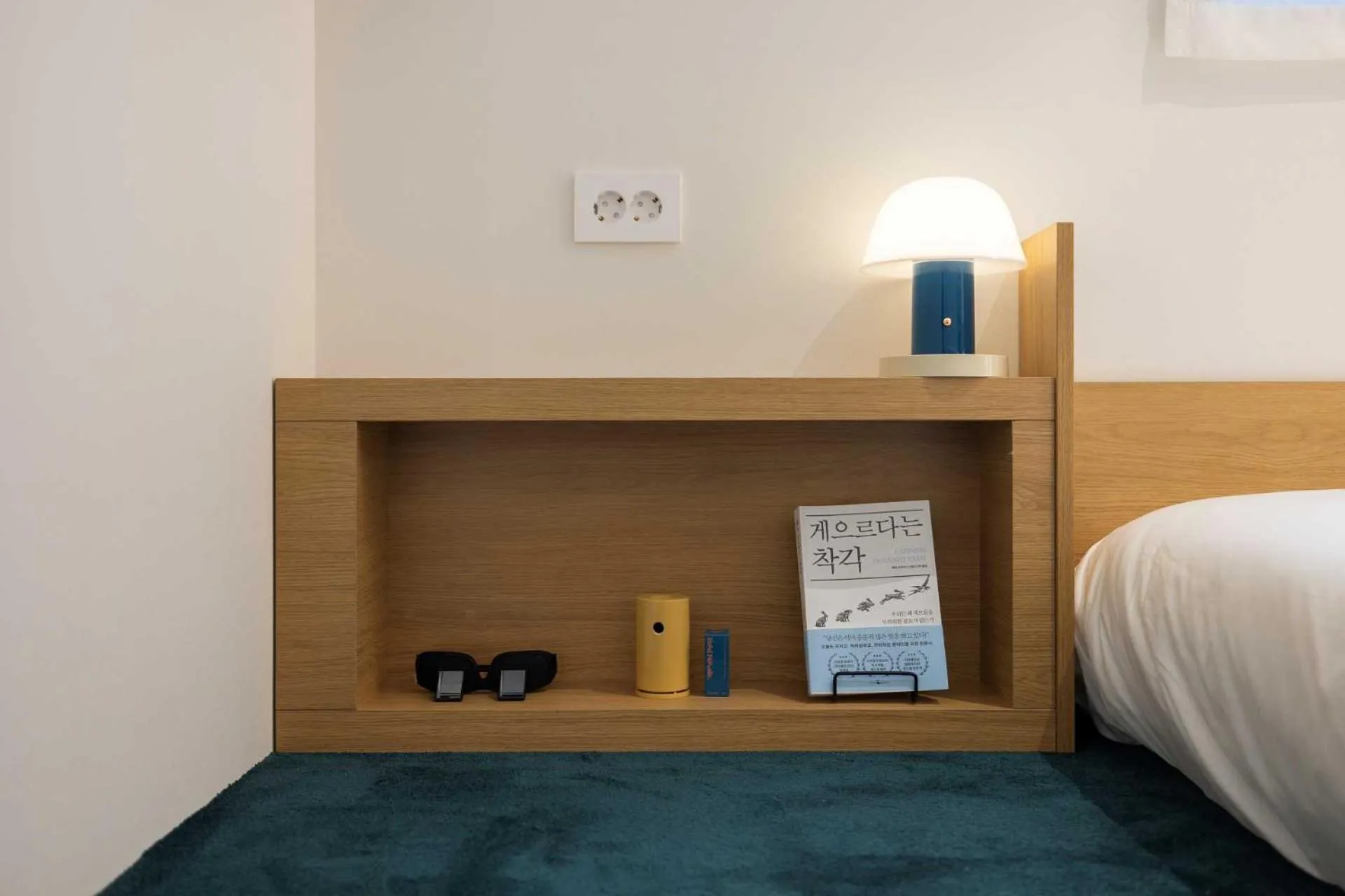 Photo of the whole room, Bed in Nouvelle Hotel and Spa Jongno by Aank