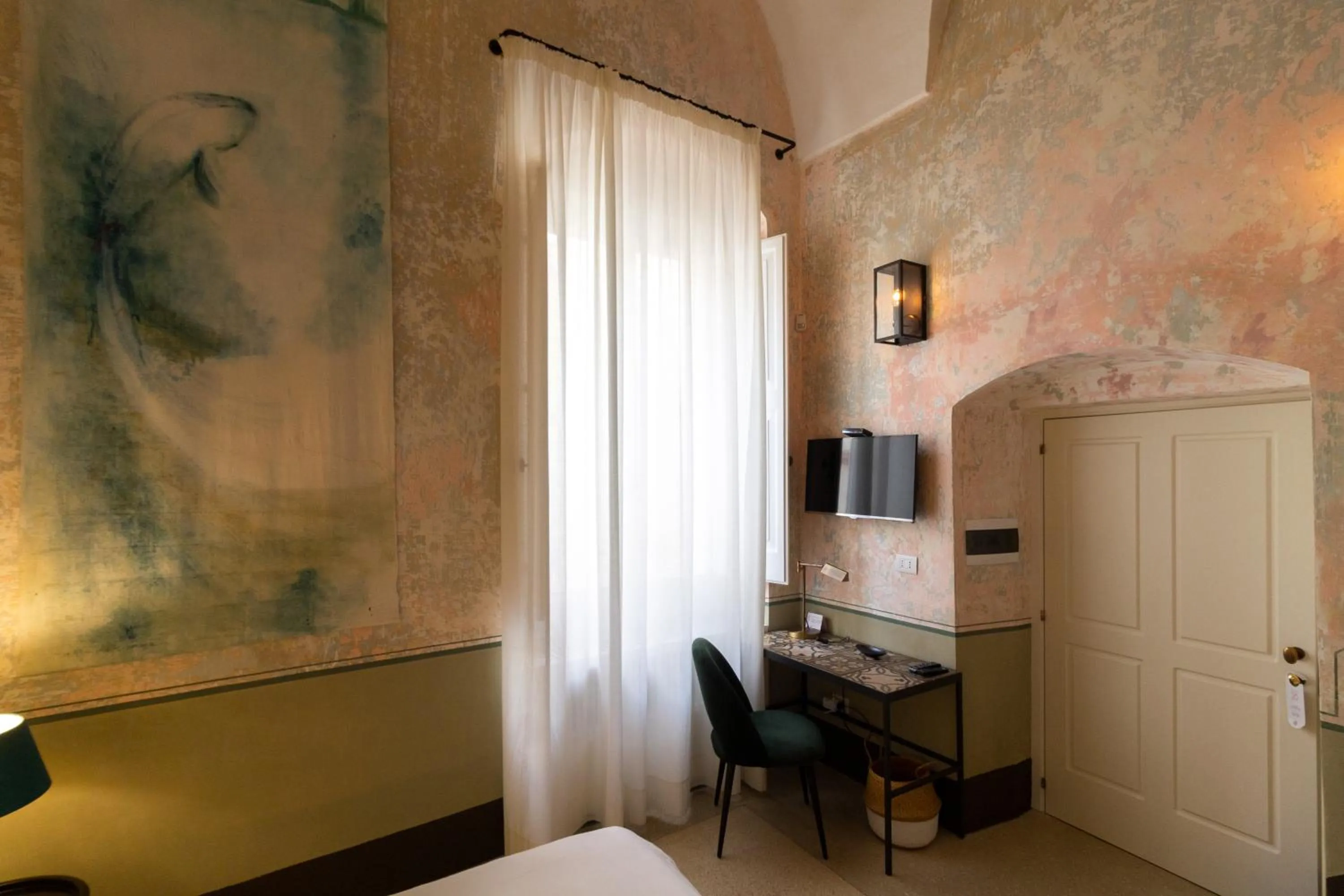 Seating area, Bed in Casa Galateo 20