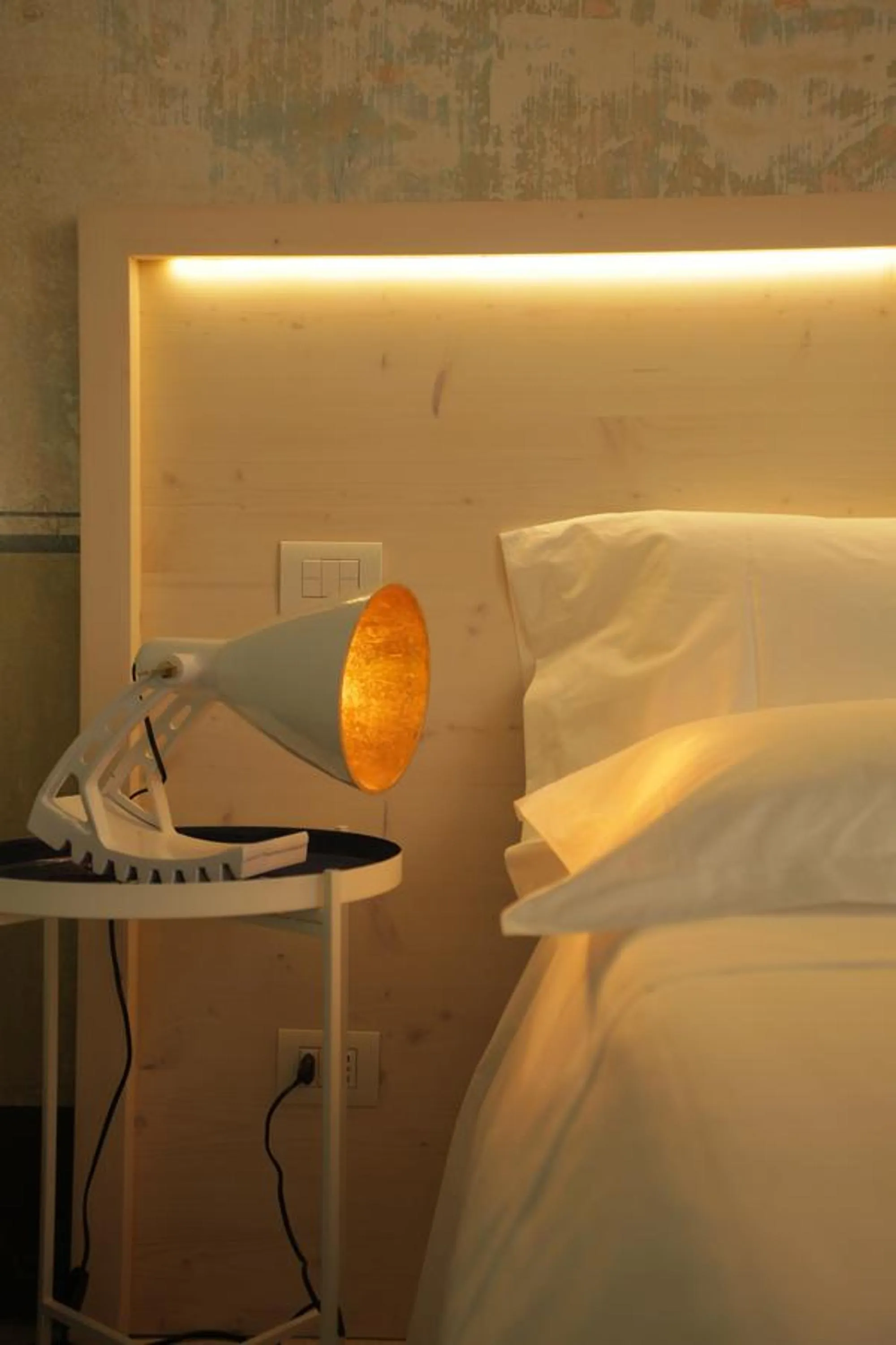 Decorative detail, Bed in Casa Galateo 20