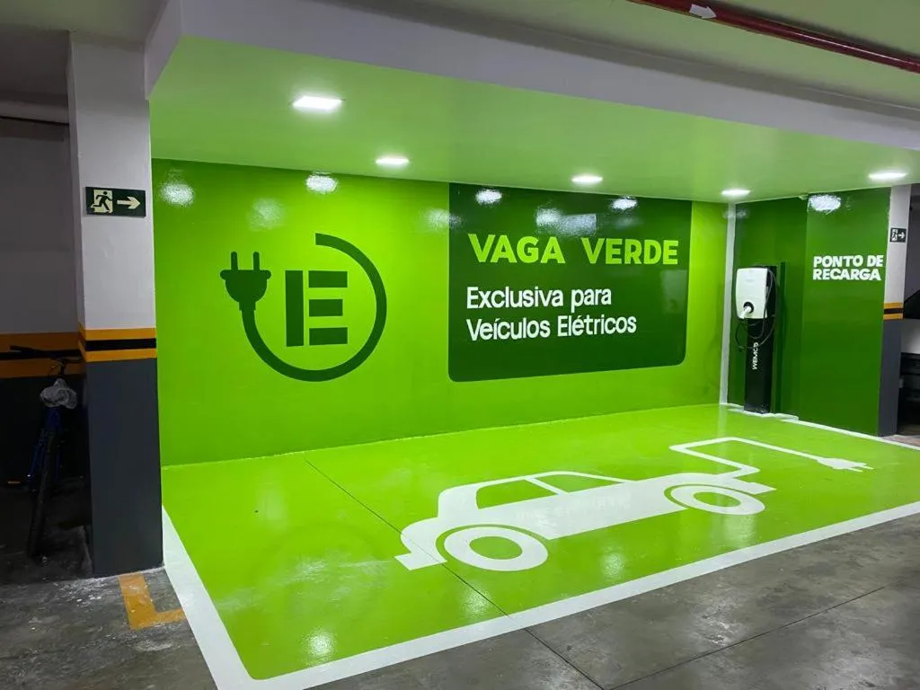 Fratele Business Hotel