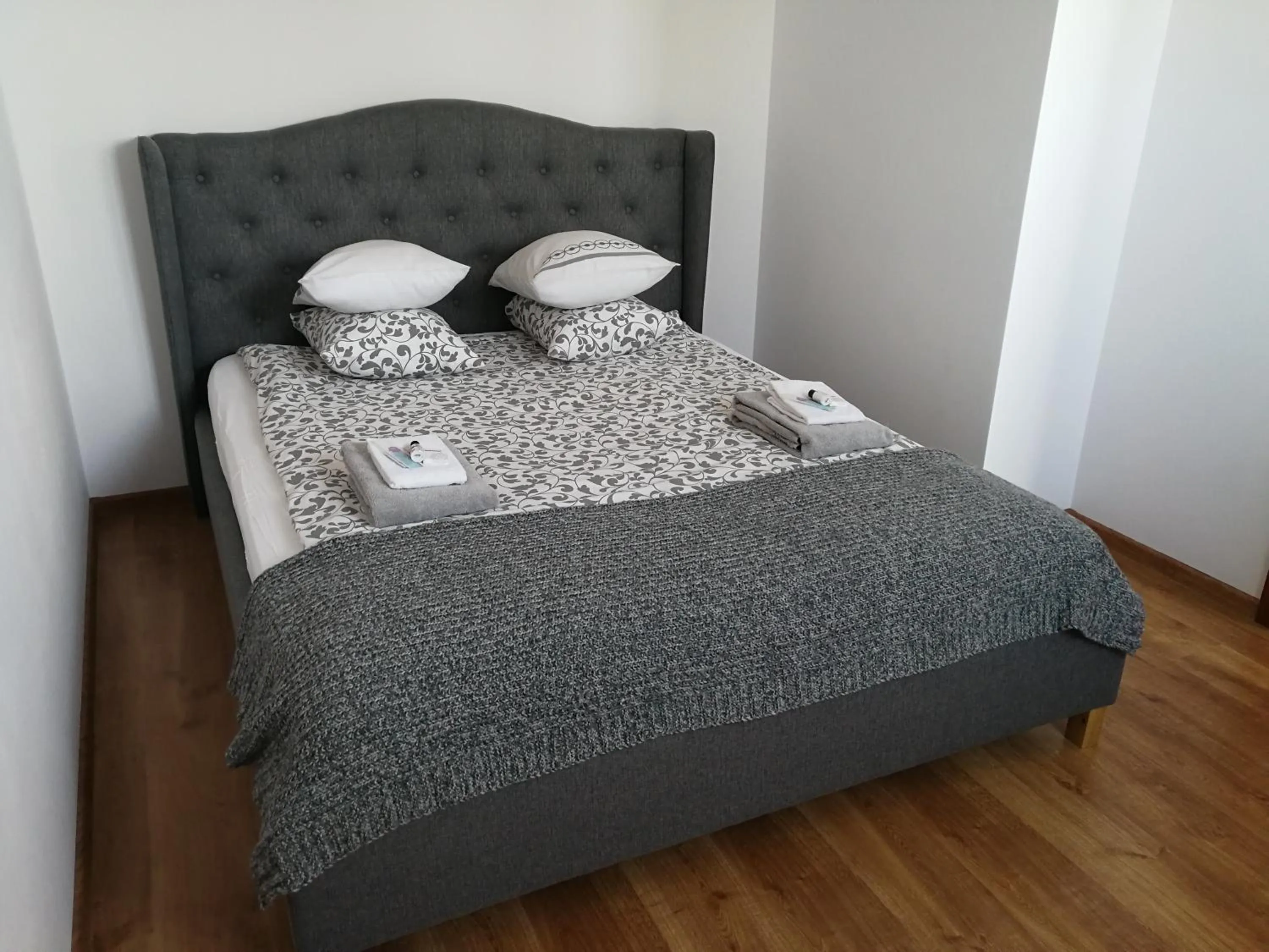 Bed in Villa Jeziorki 71