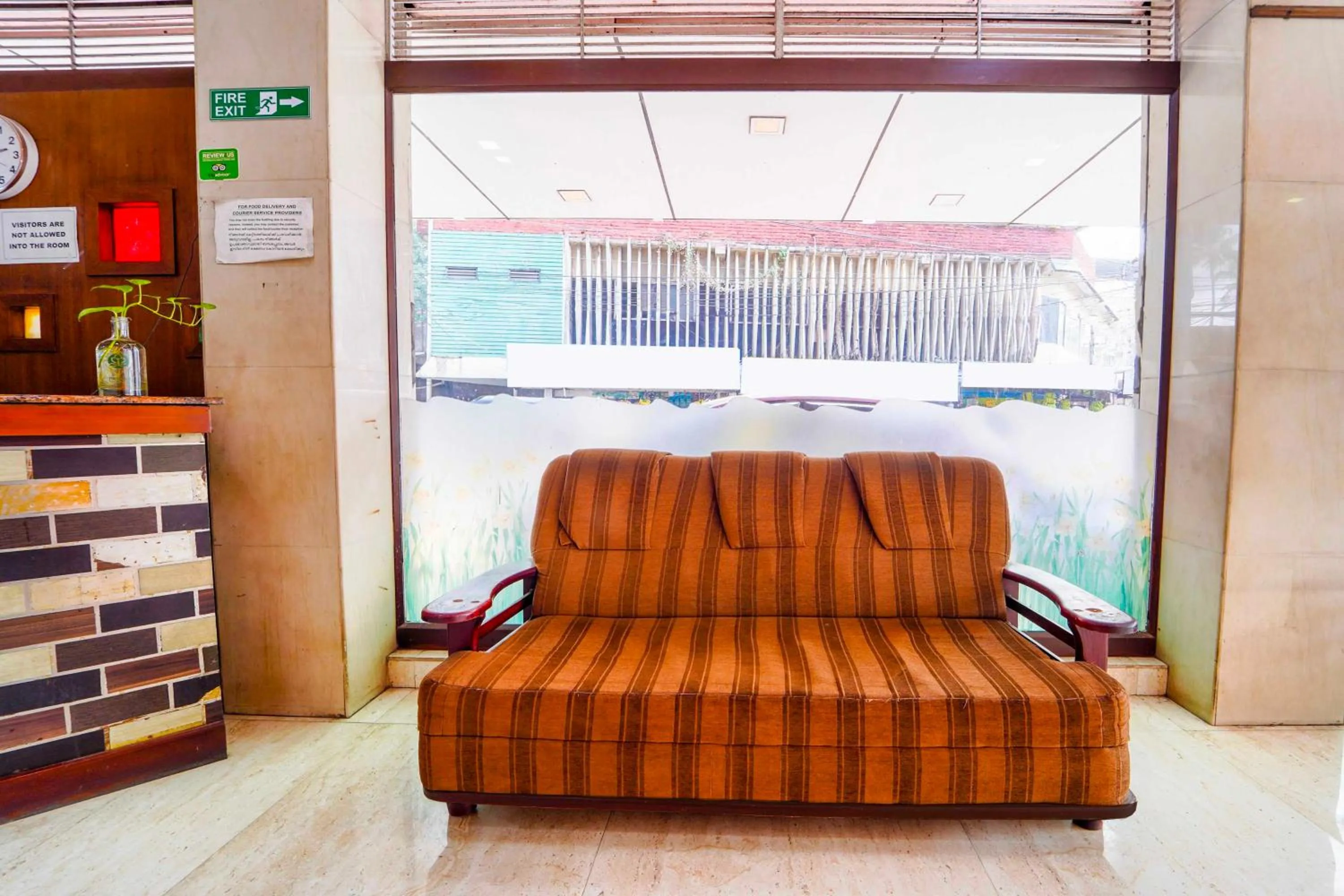 Lobby or reception in Hotel O Kaloor Metro Station