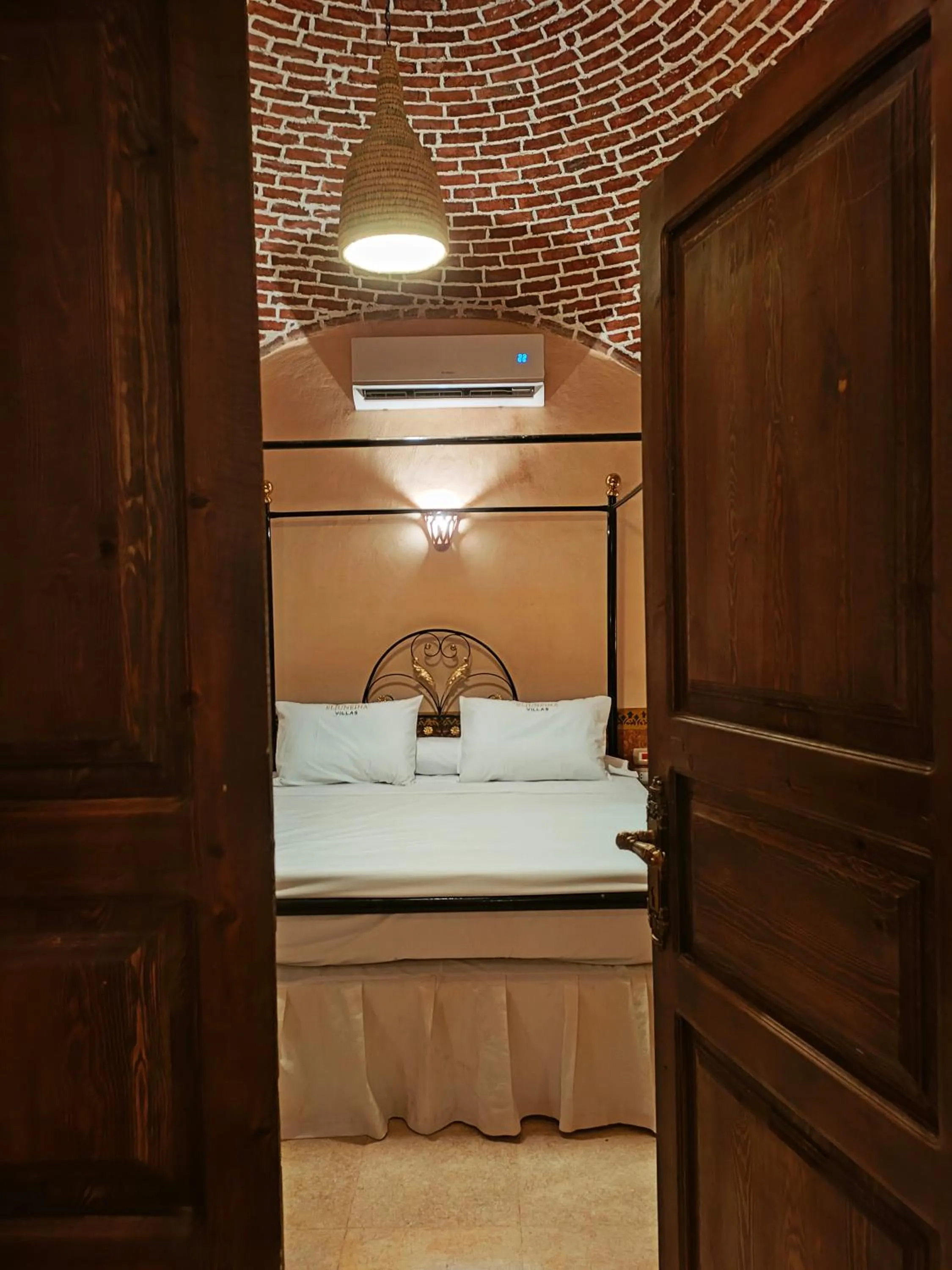 Bedroom, Bed in El Juneina Villas