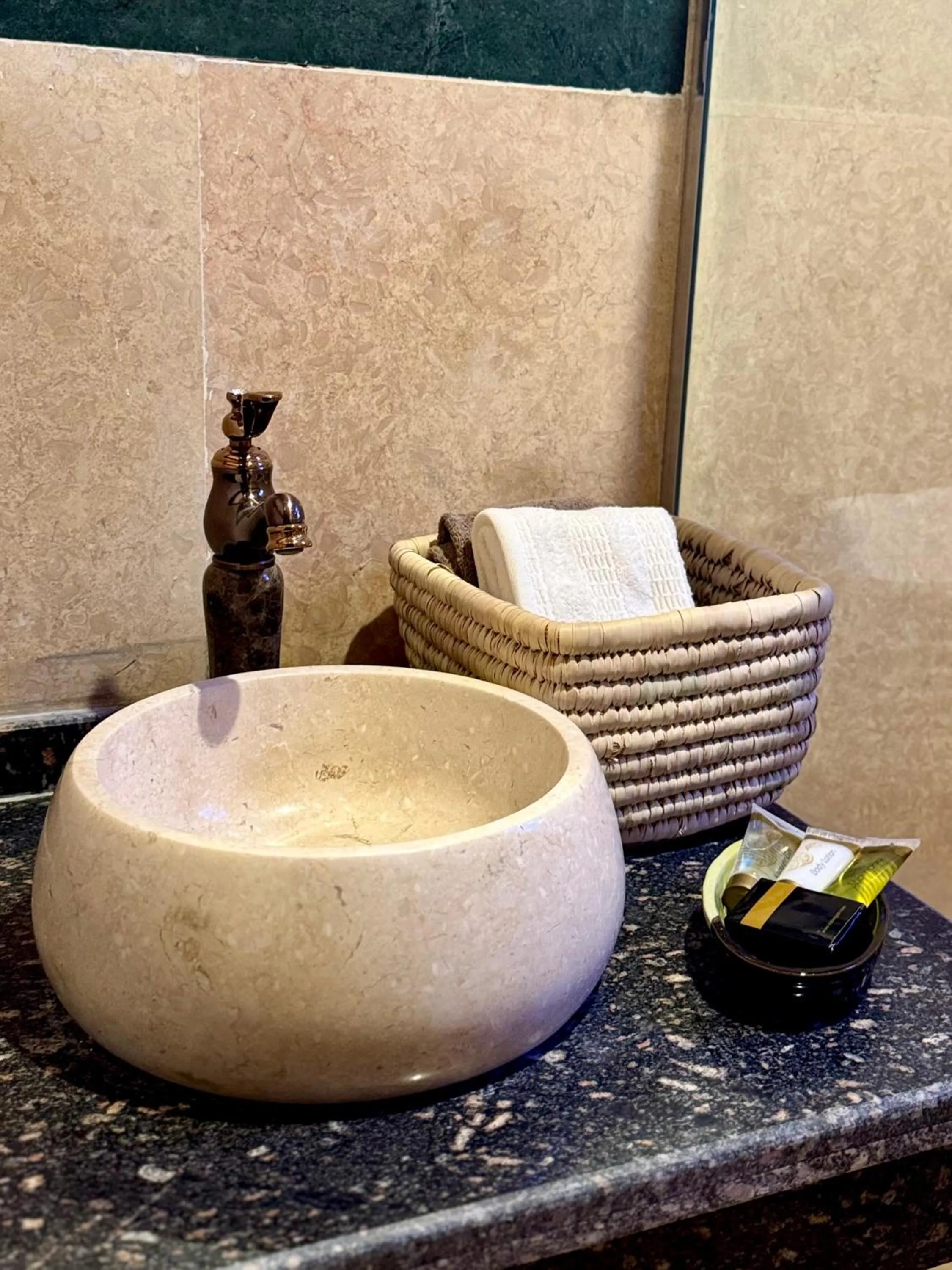Bathroom in El Juneina Villas