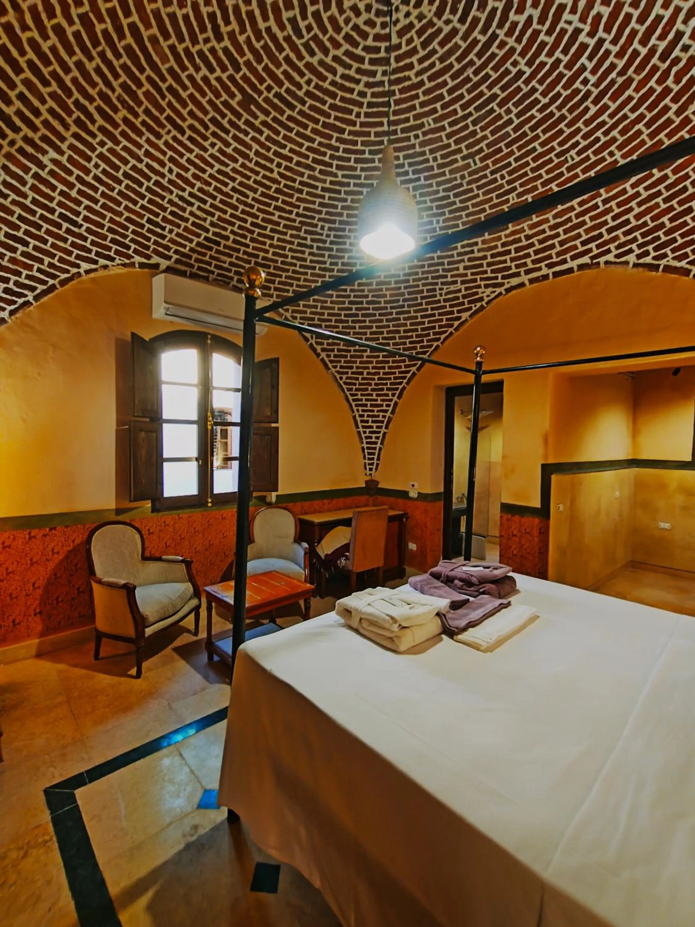 Bedroom, Bed in El Juneina Villas