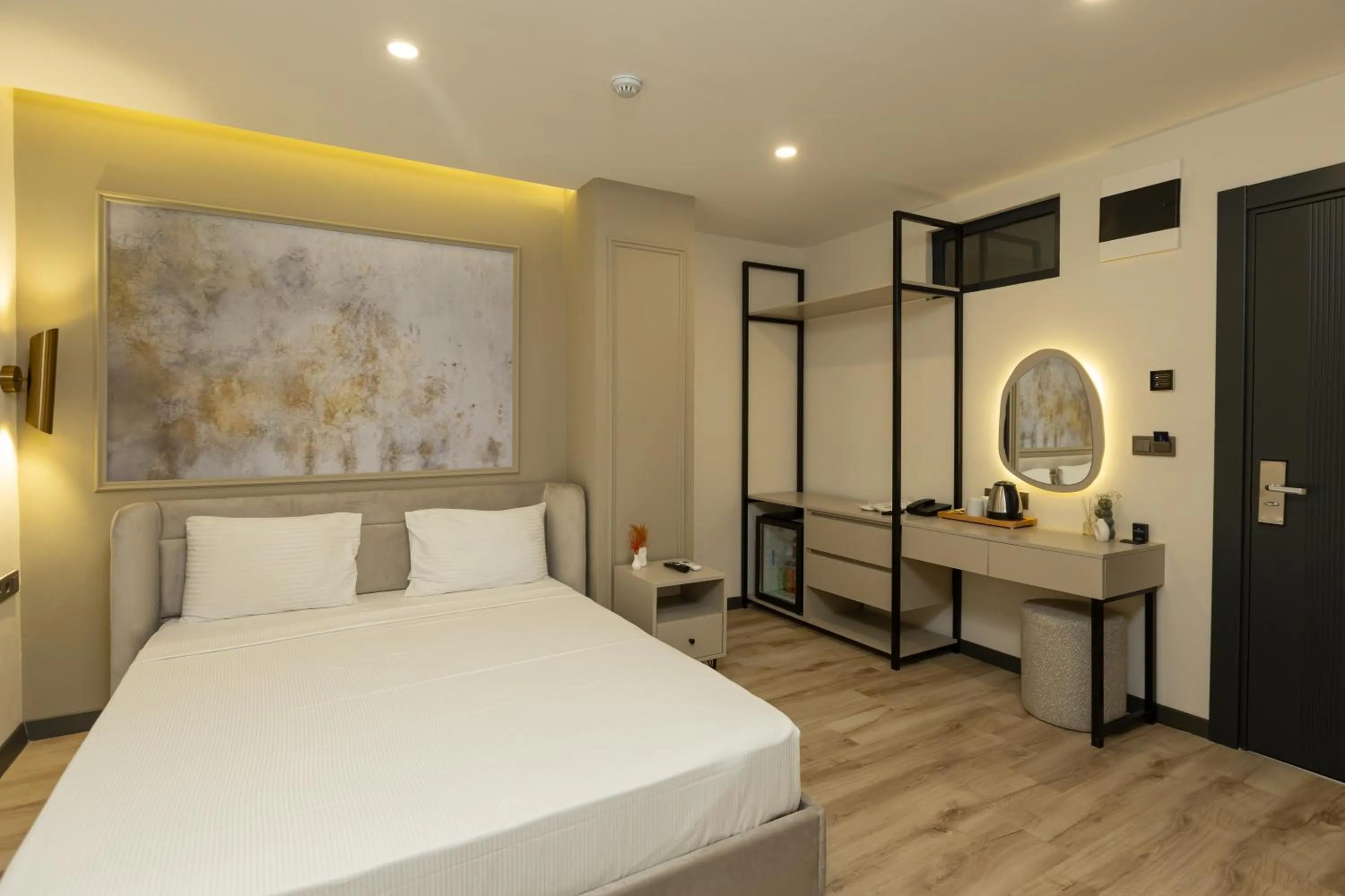 Photo of the whole room, Bed in Fora Inn Lara