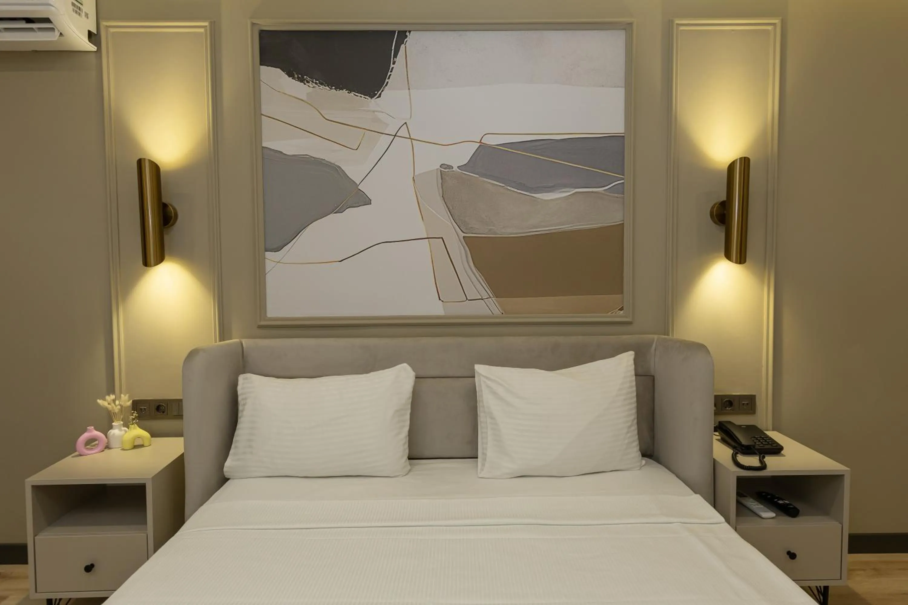 Photo of the whole room, Bed in Fora Inn Lara