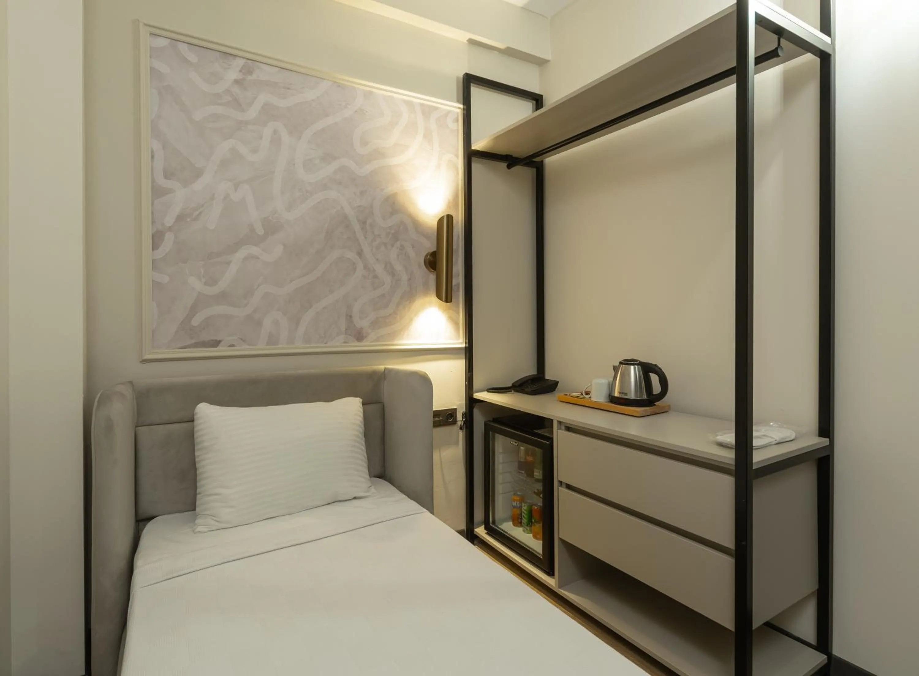 Photo of the whole room, Bed in Fora Inn Lara