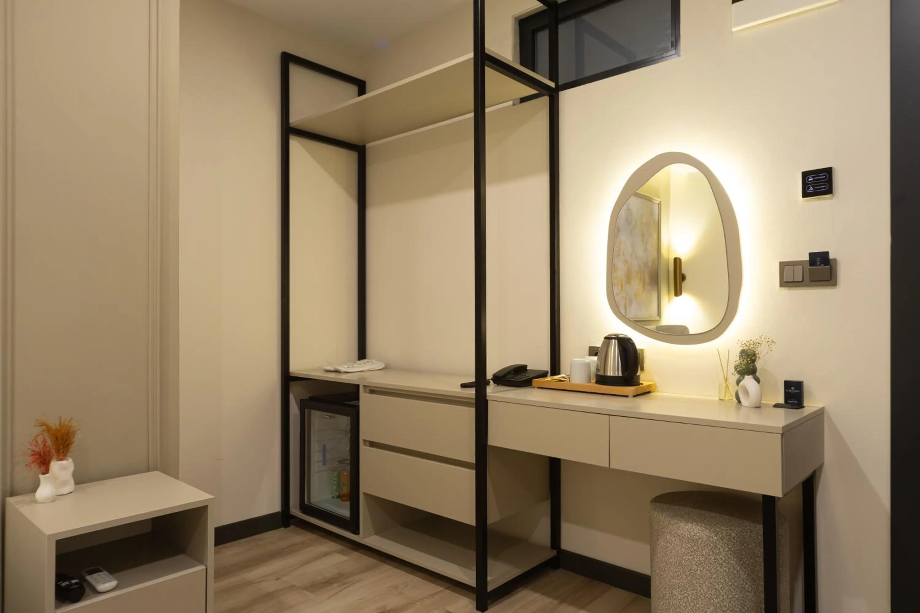 Coffee/tea facilities in Fora Inn Lara