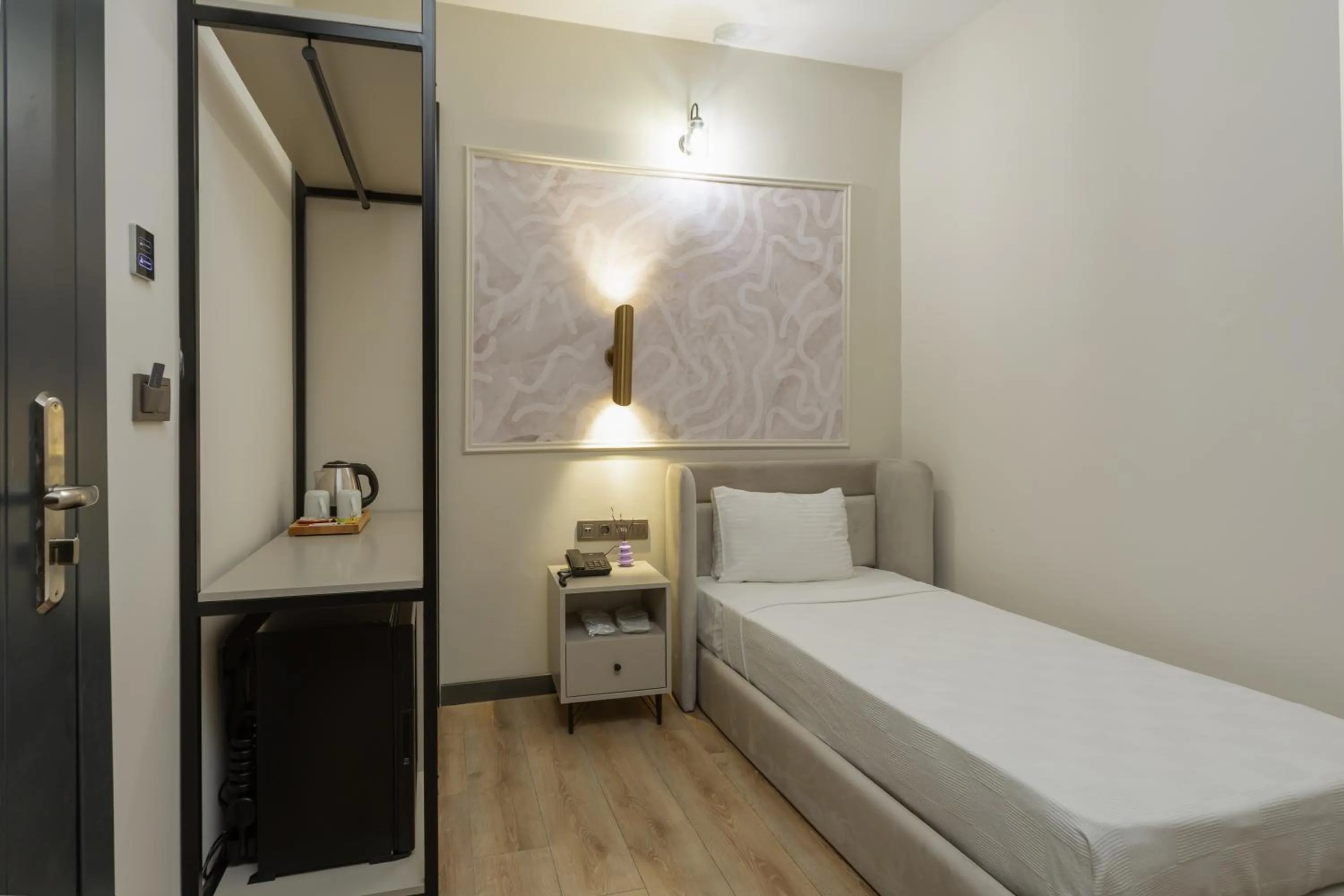 Photo of the whole room, Bed in Fora Inn Lara