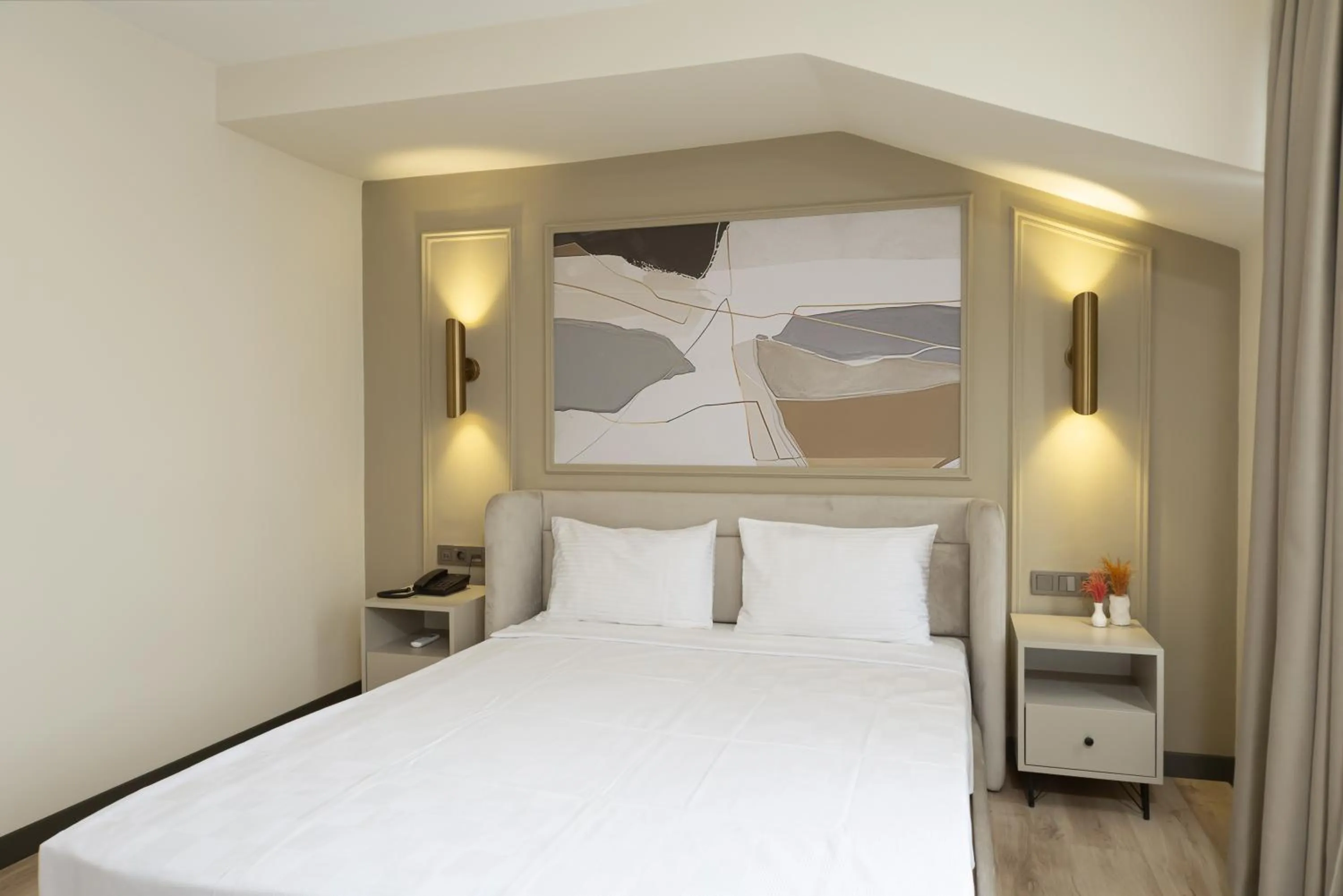 Bedroom, Bed in Fora Inn Lara