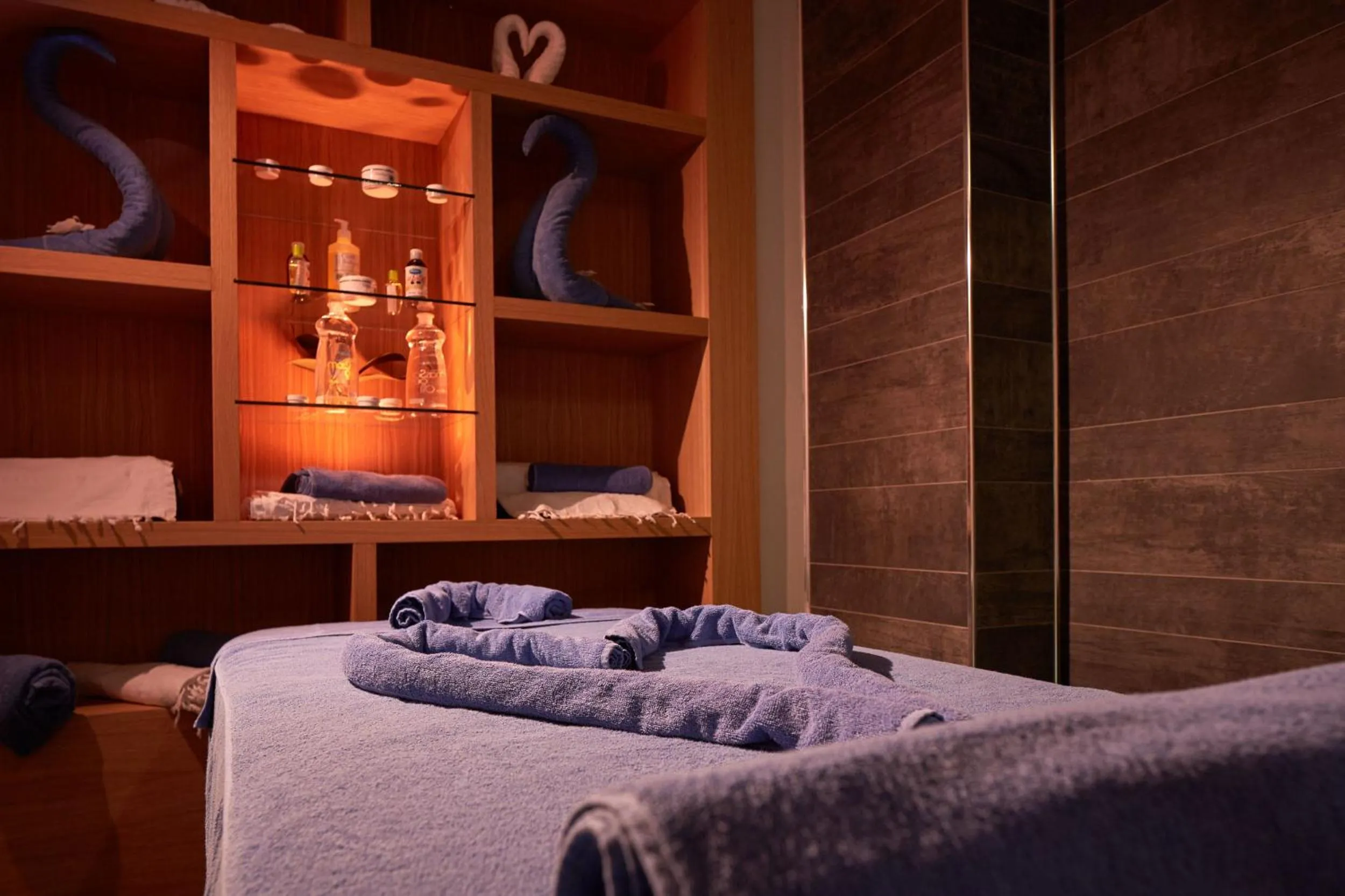 Massage, Bed in Novotel Konya