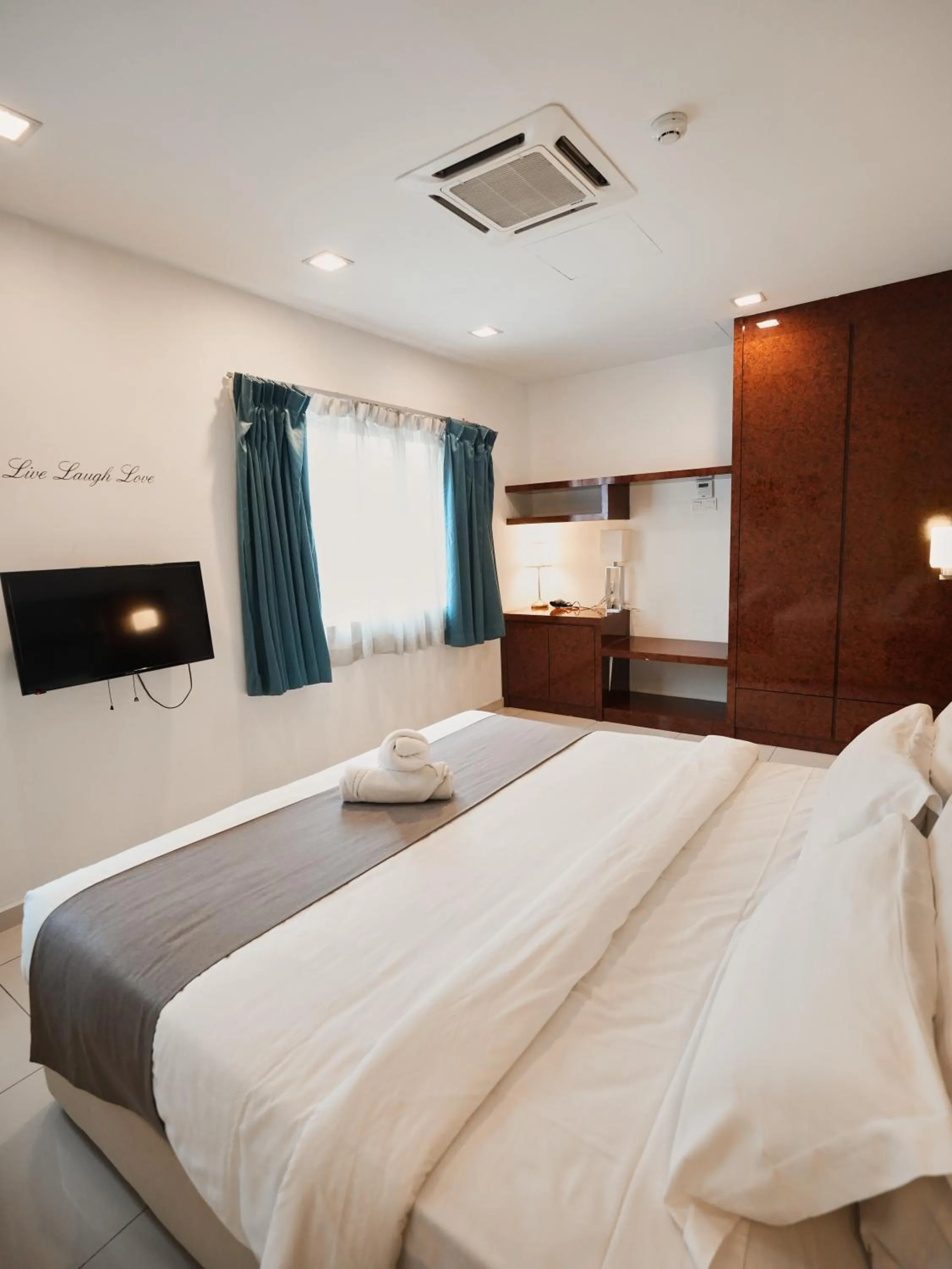 Bed in Eco Roomy Hotel