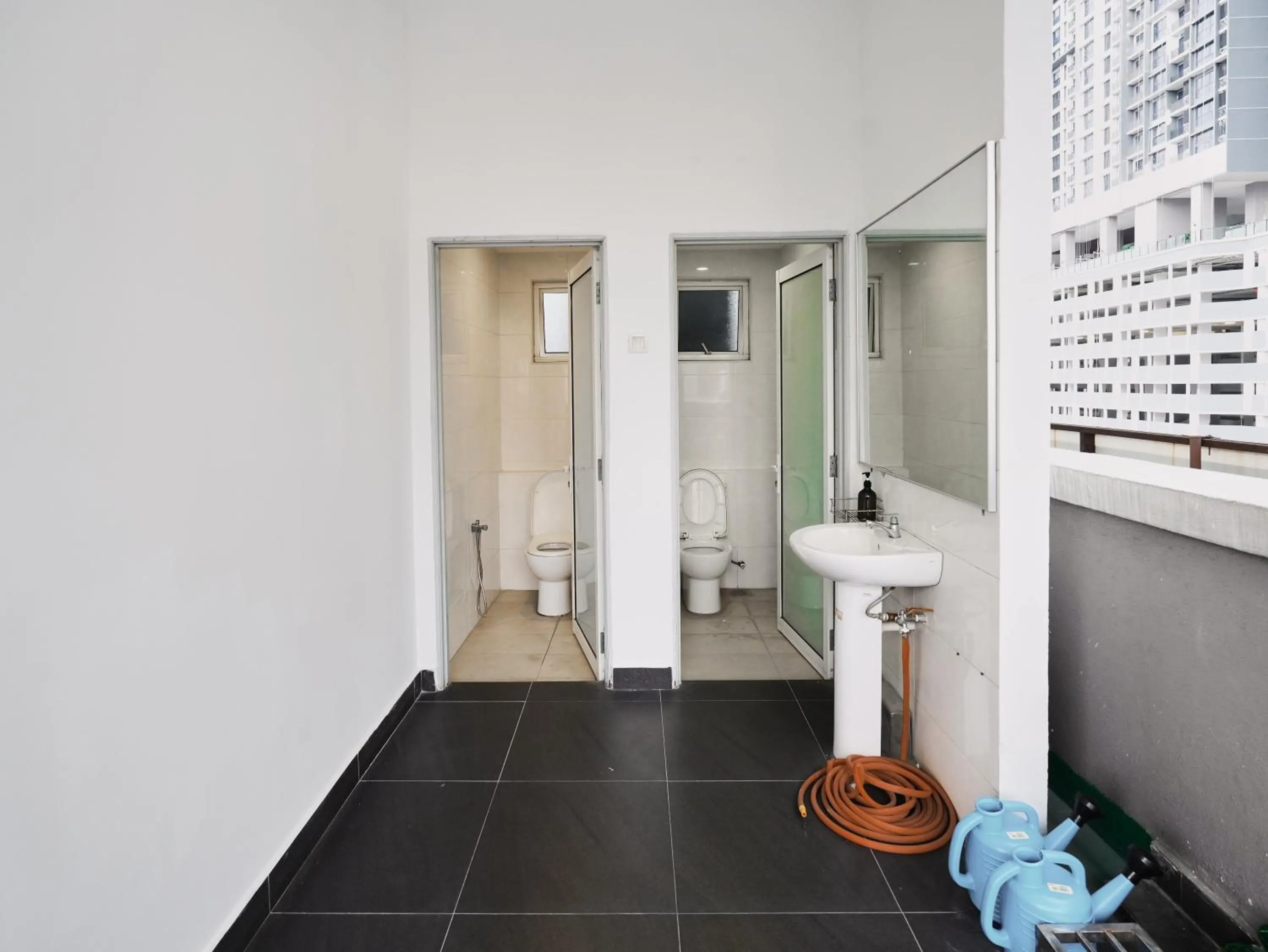 Bathroom in Eco Roomy Hotel