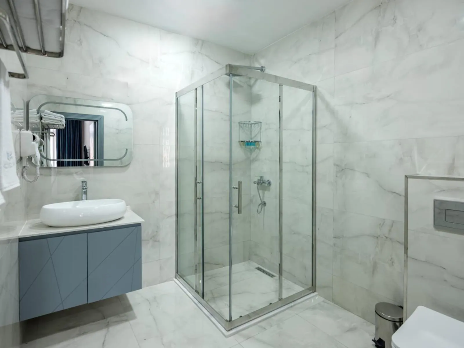 Shower in Novo Sky Hotel