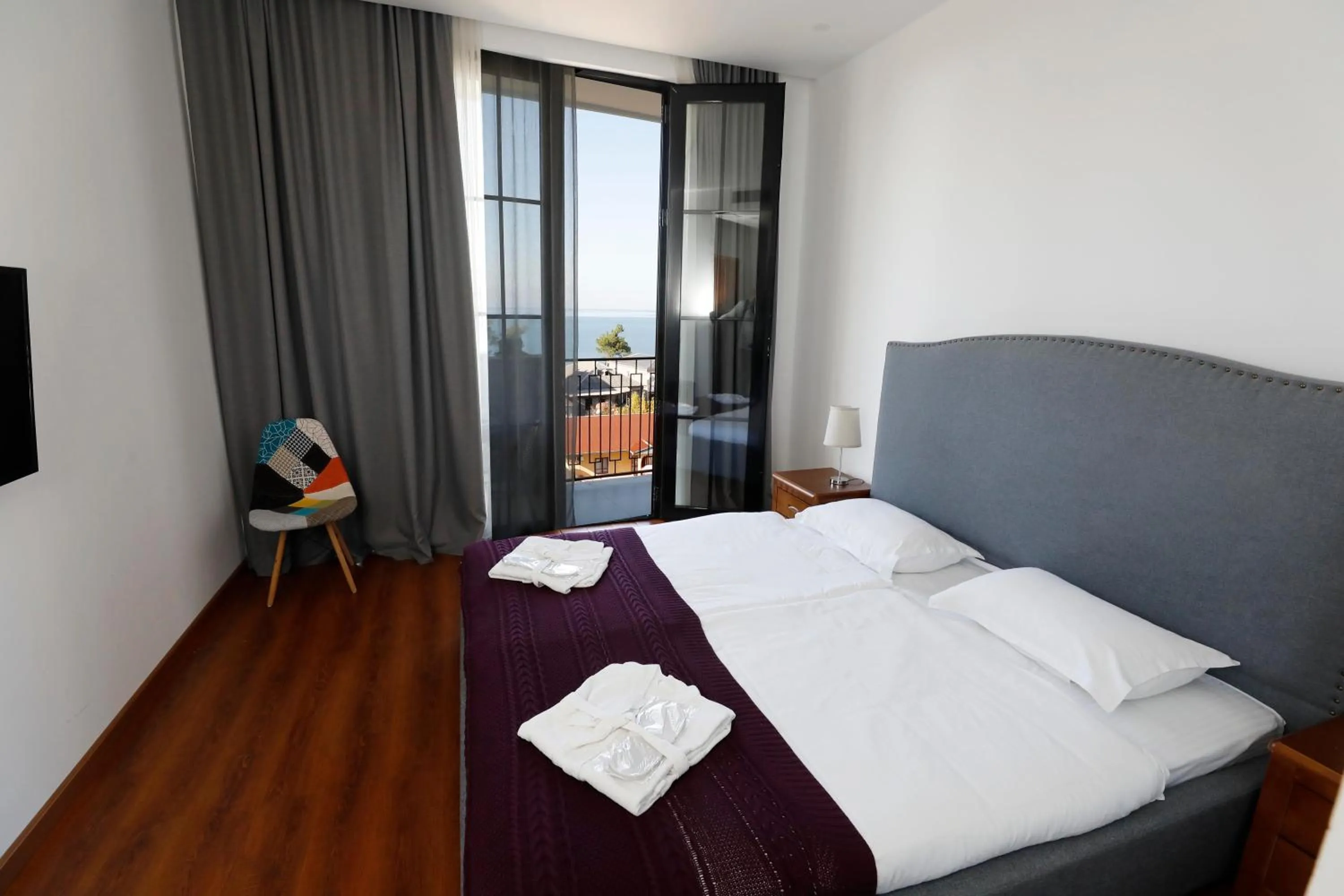 Bed in Hotel Homey Kobuleti