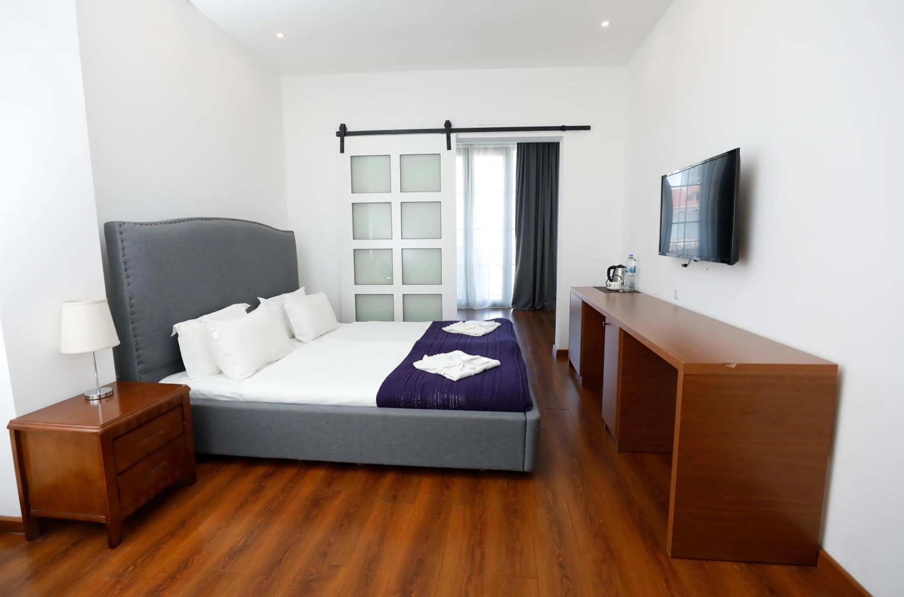 Bed in Hotel Homey Kobuleti