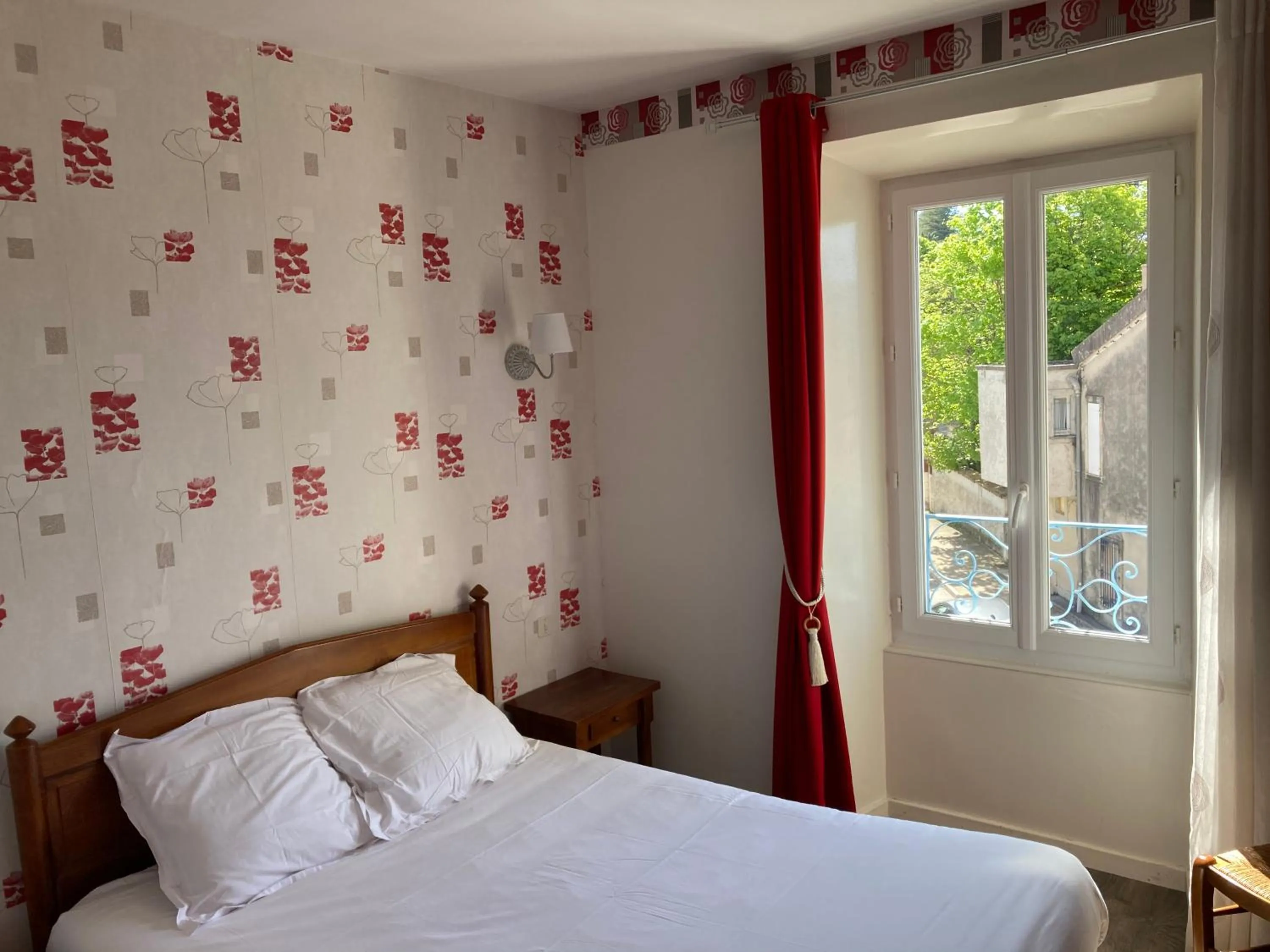 Bed in Hotel D'Albion