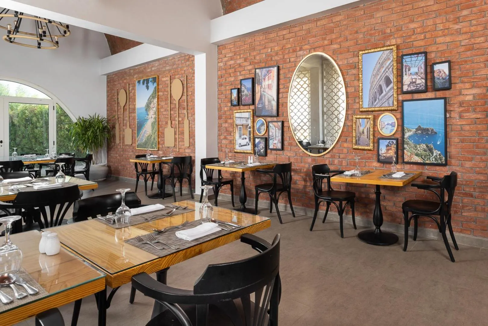 Restaurant/places to eat in Novotel Marsa Alam Beach Resort