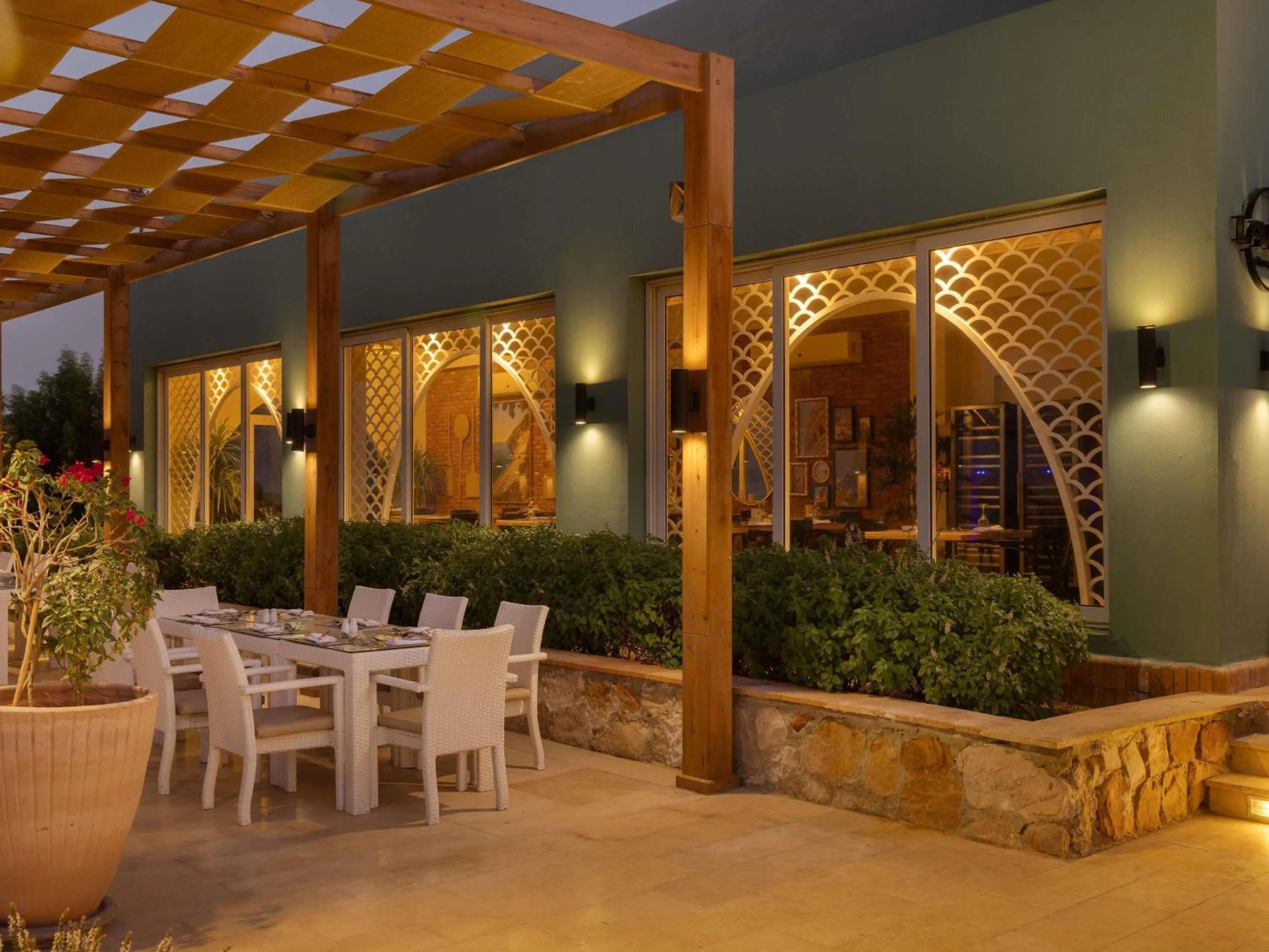 Lounge or bar in Novotel Marsa Alam Beach Resort