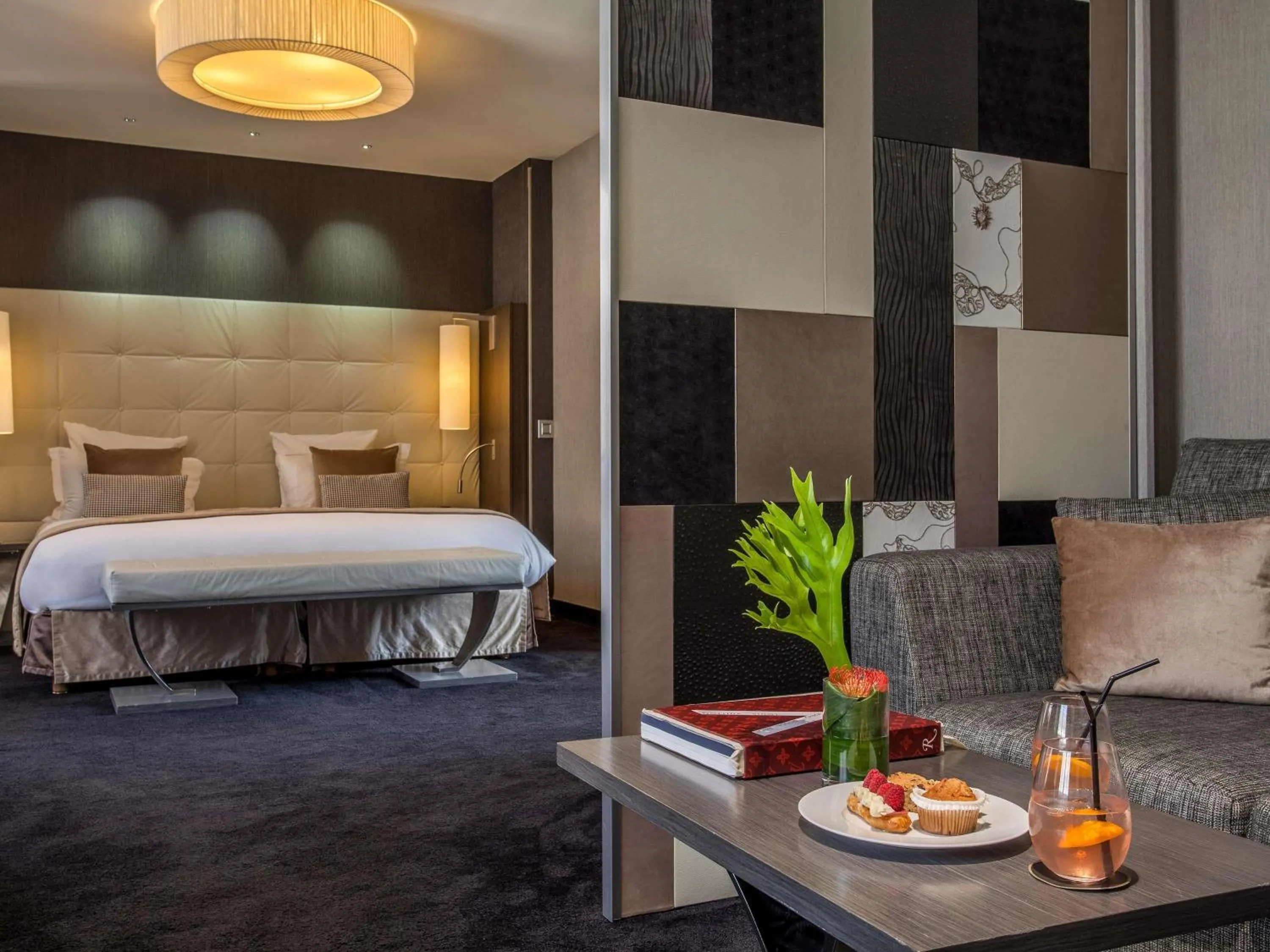 Bedroom, Bed in La Cour des Consuls Hotel & Spa Toulouse - MGallery Collection