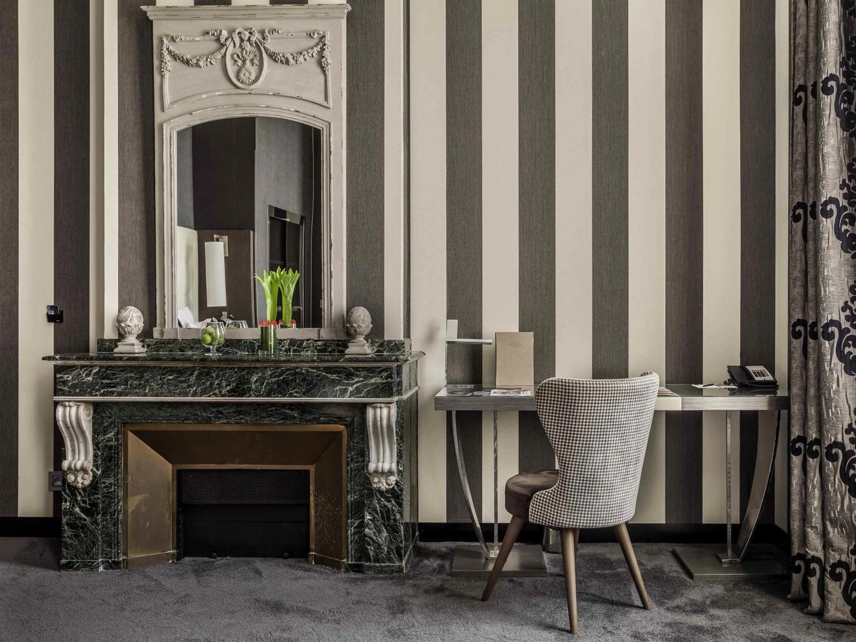 Bedroom in La Cour des Consuls Hotel & Spa Toulouse - MGallery Collection