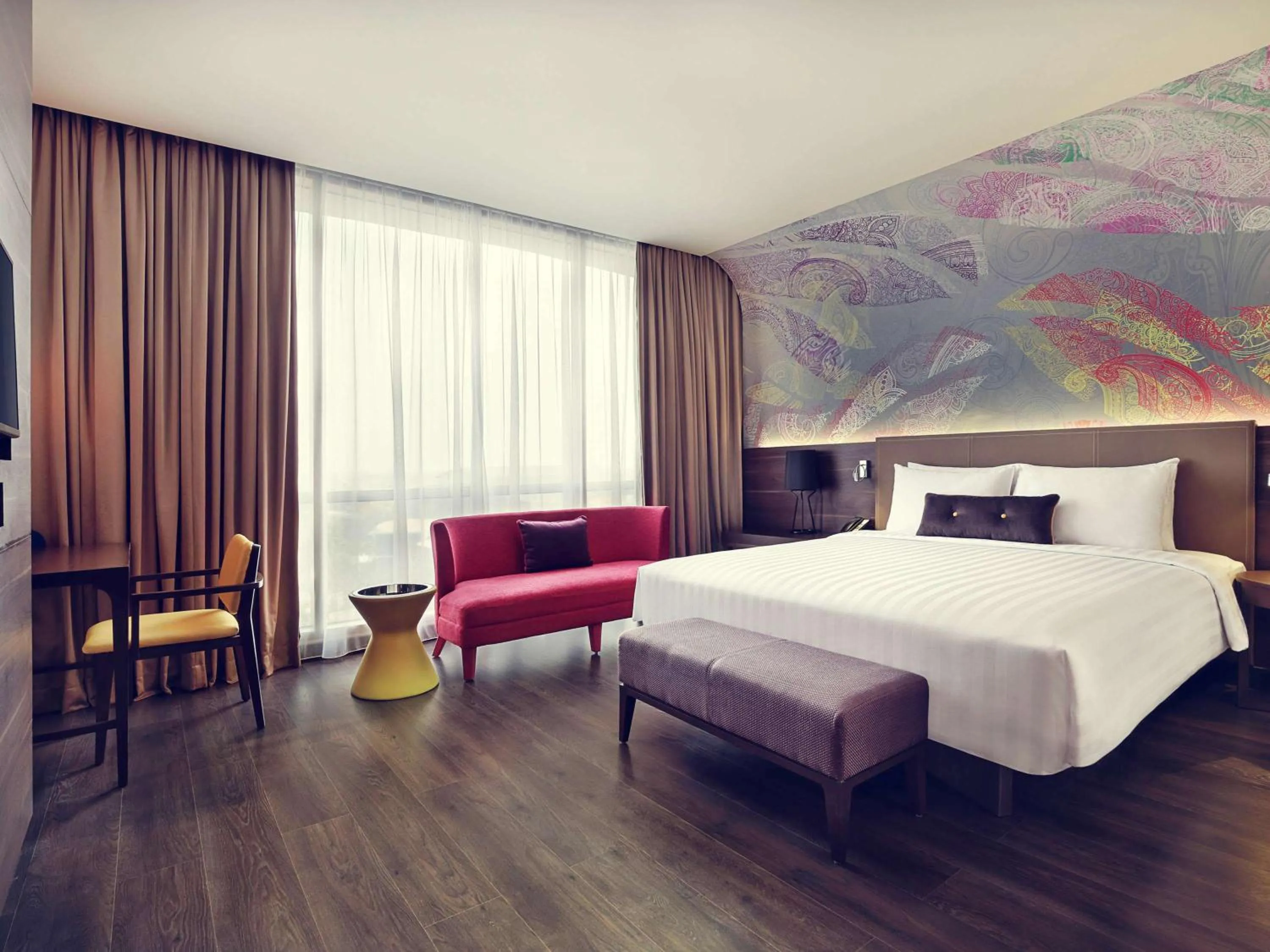 Photo of the whole room, Bed in Mercure Karawang