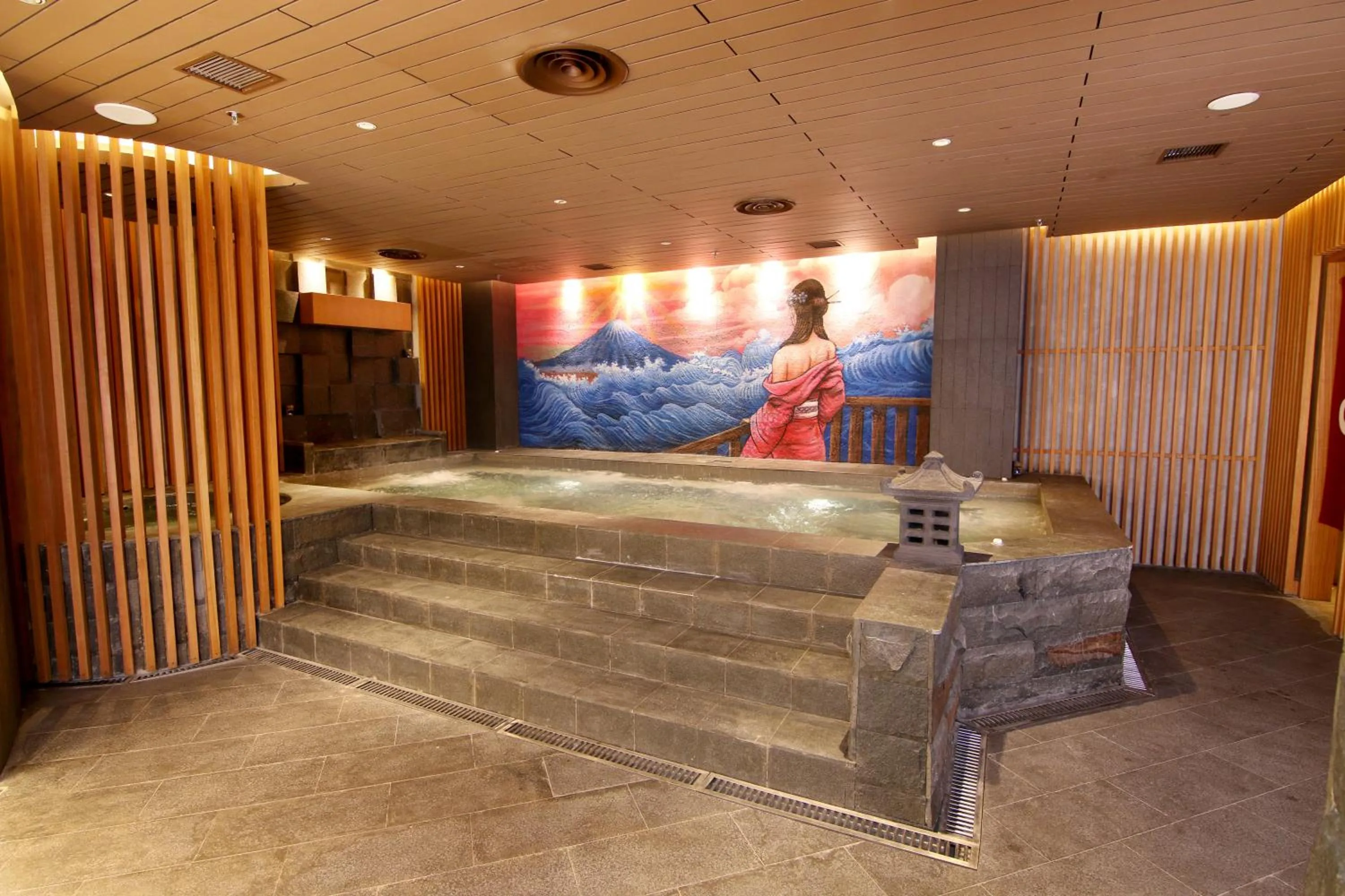 Hot Tub in Mercure Karawang