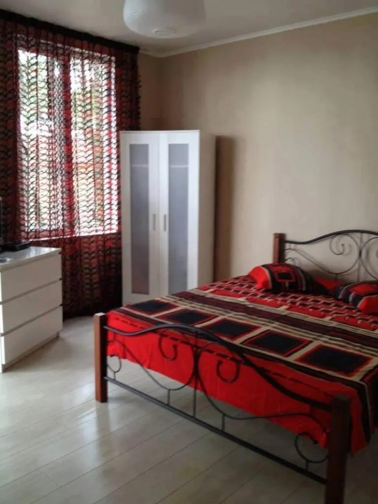 Photo of the whole room, Bed in Mana-Mana