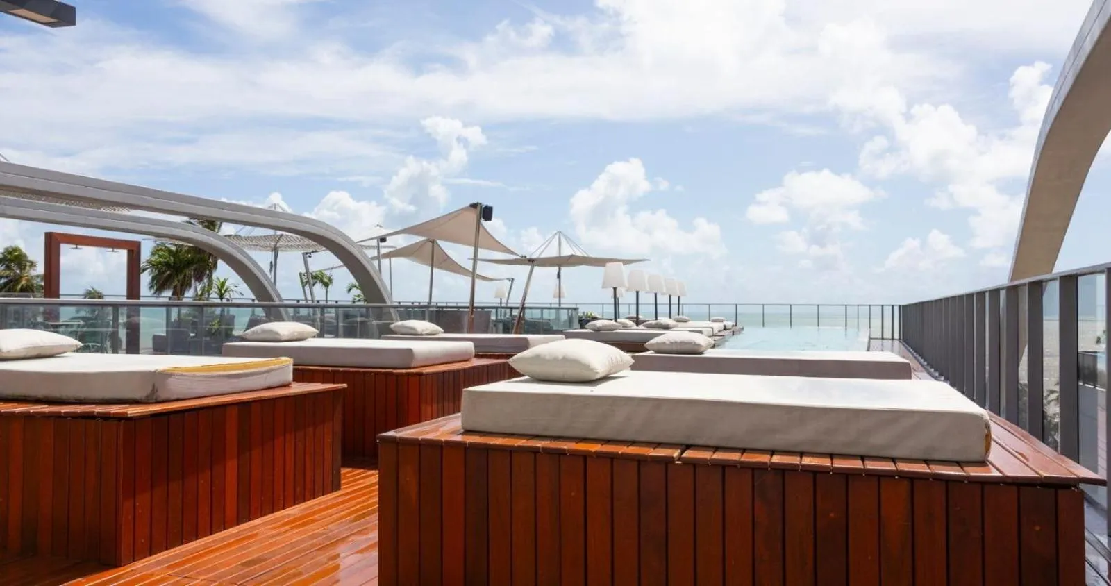 Sea view in Setai Yacht Apart Hotel by lesuites