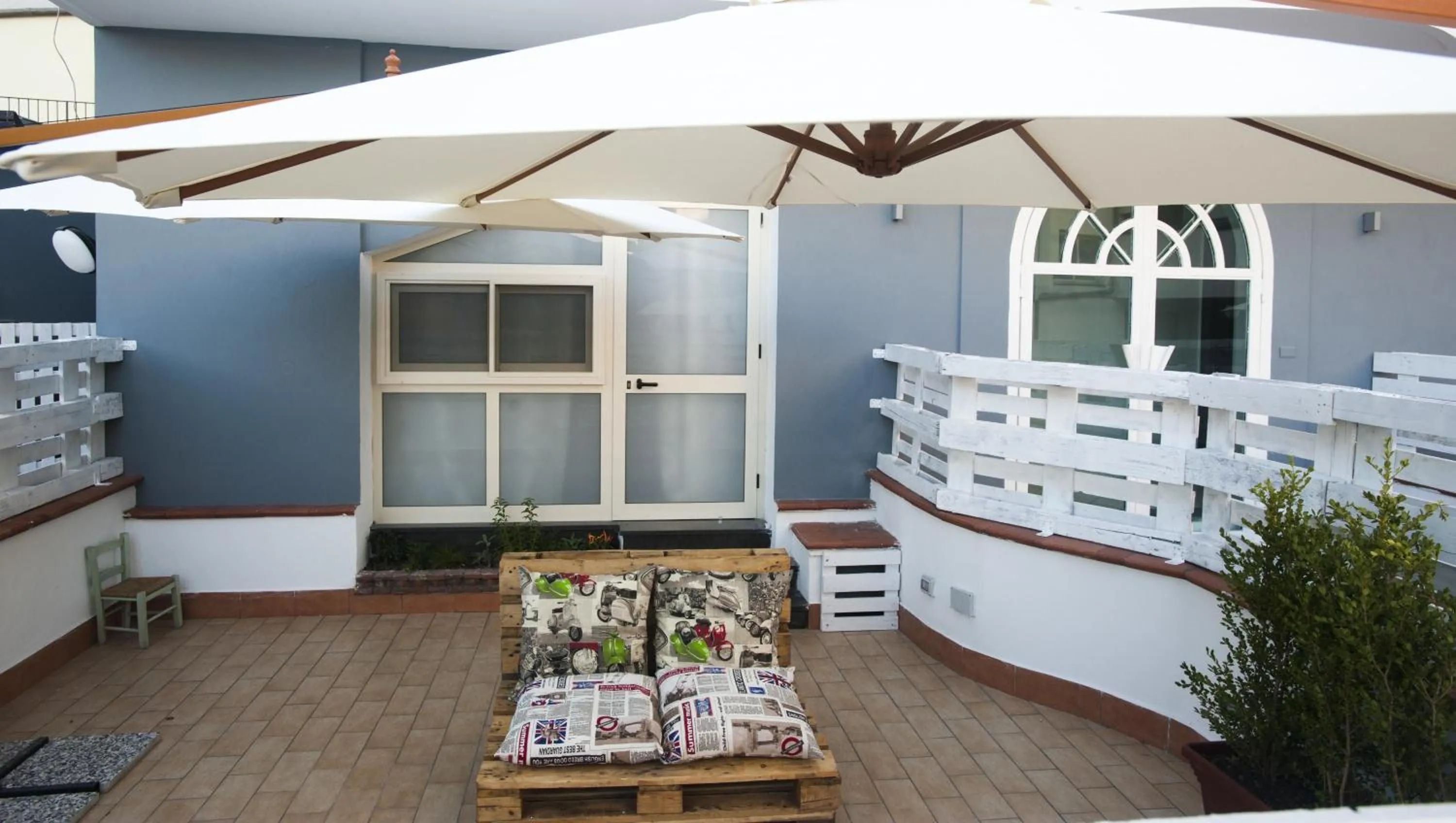 Patio in City Pompei Accommodations