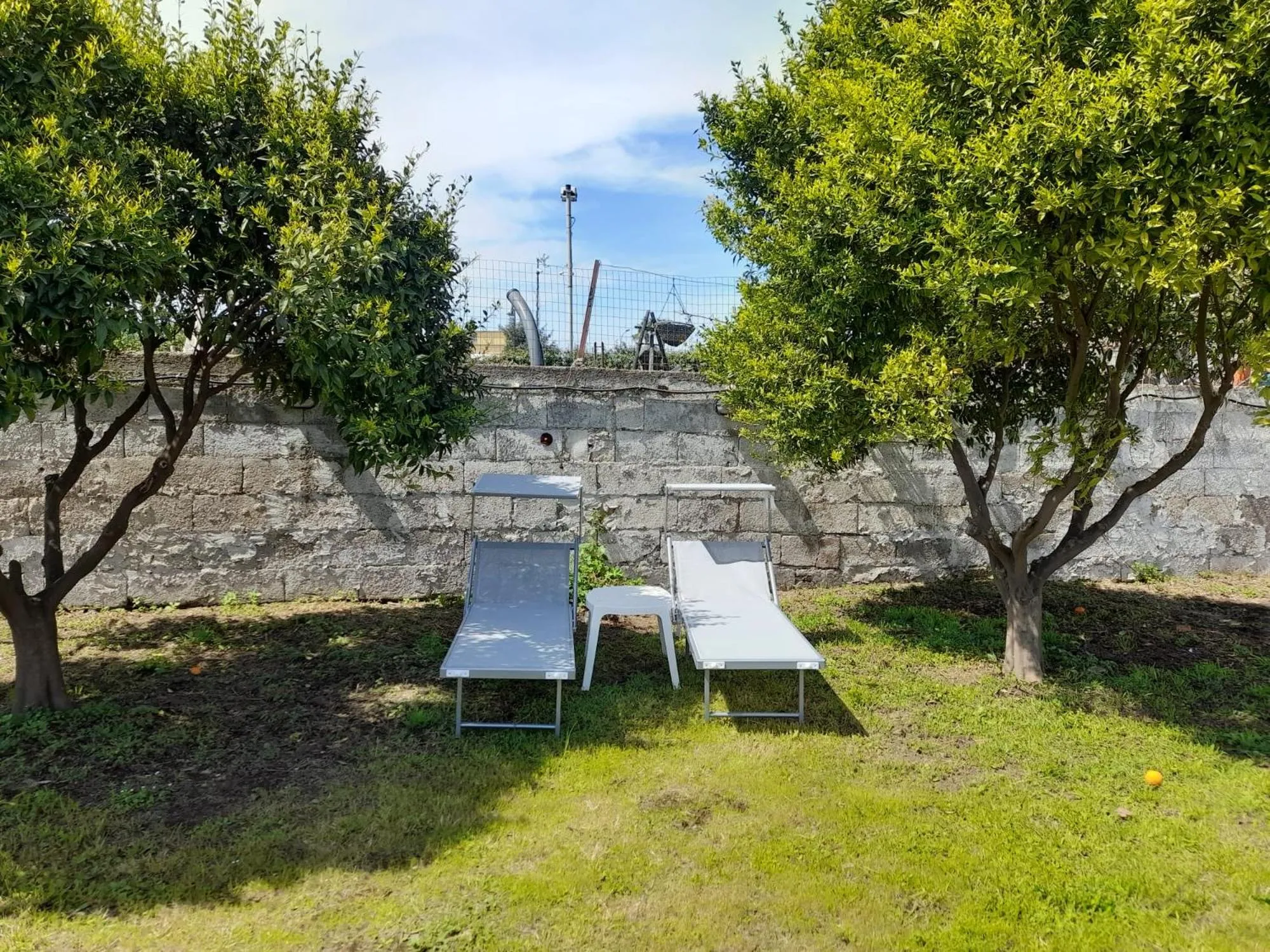 Garden in City Pompei Accommodations