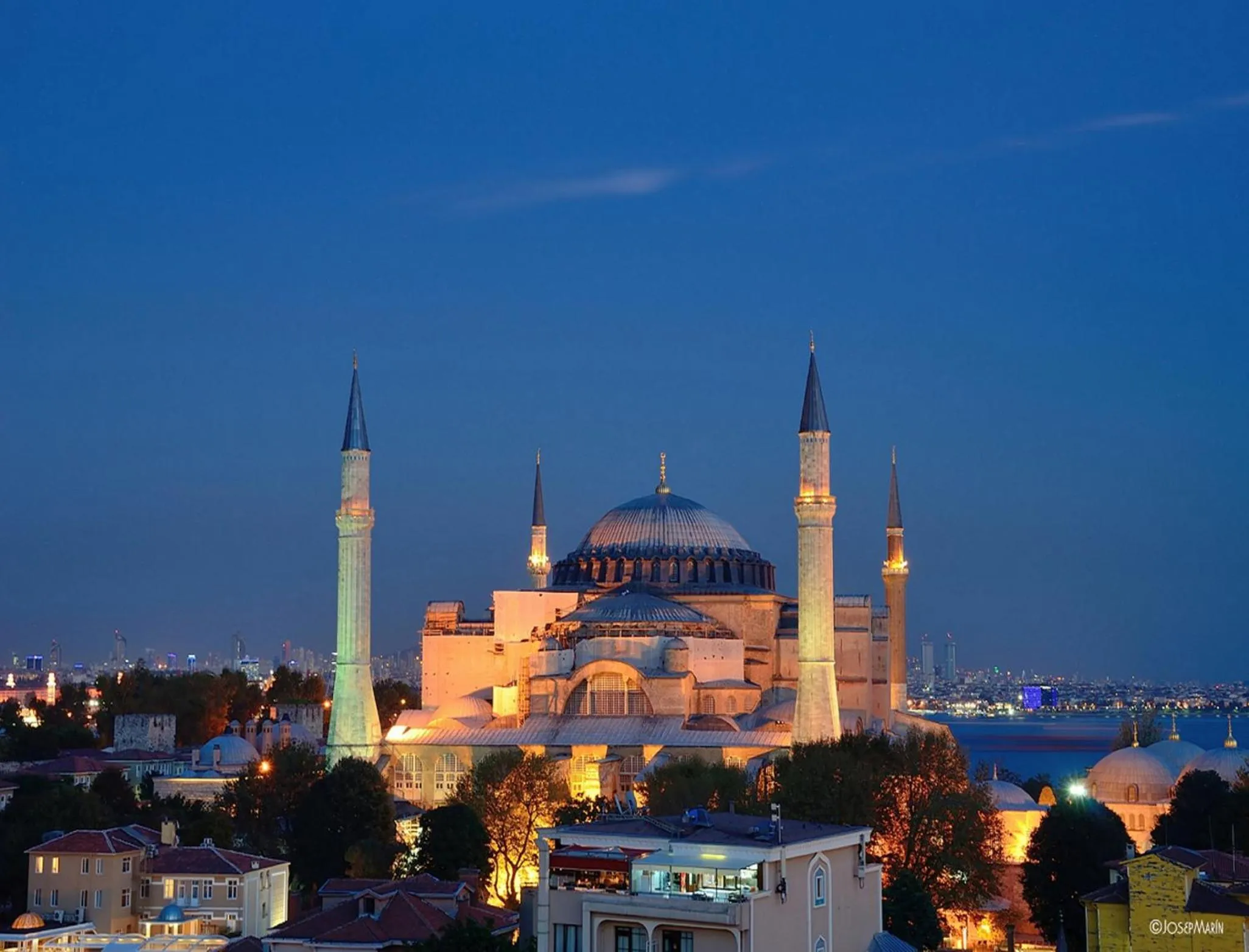 Nearby landmark in Adamar Hotel-Special Category