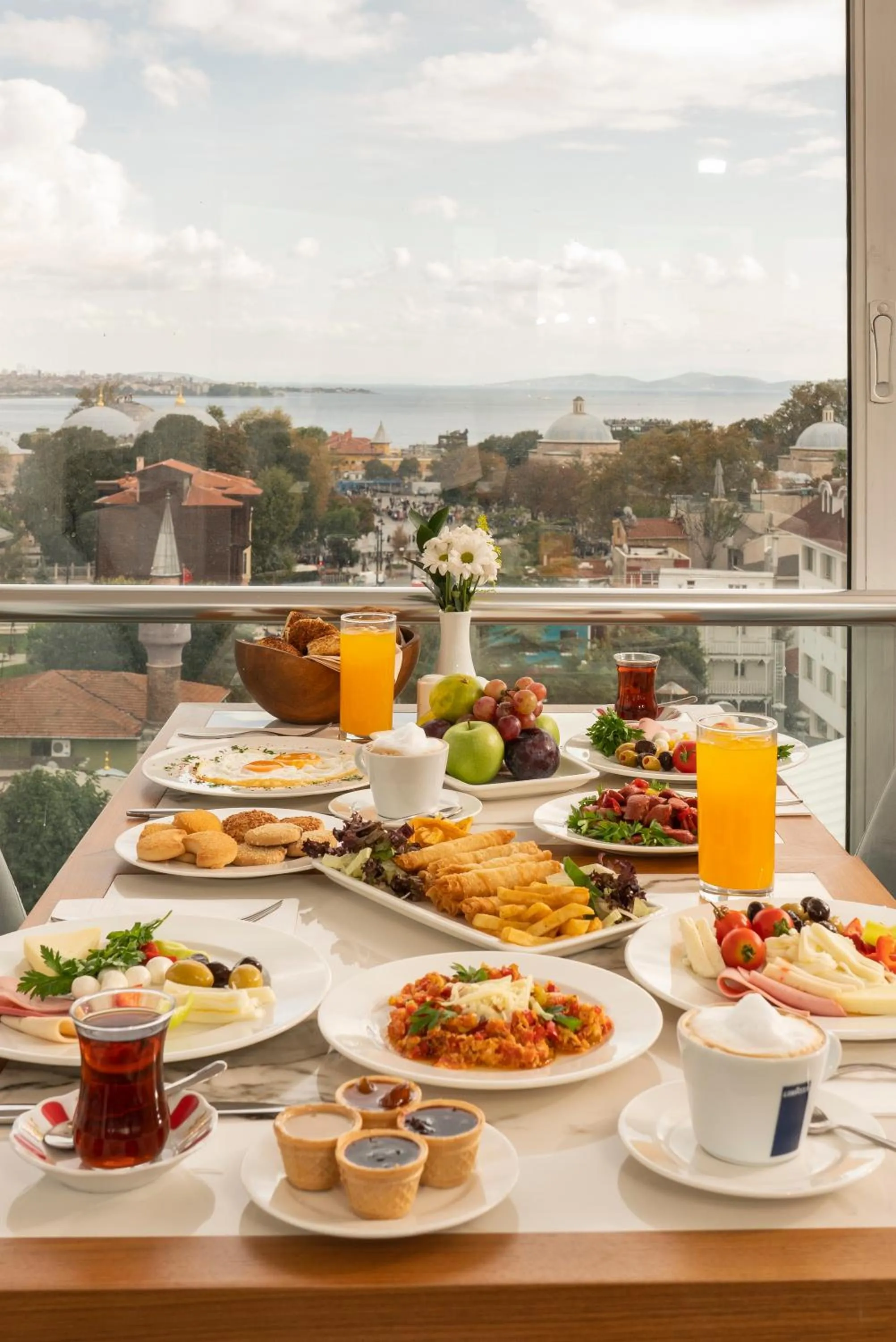 Restaurant/places to eat in Adamar Hotel-Special Category