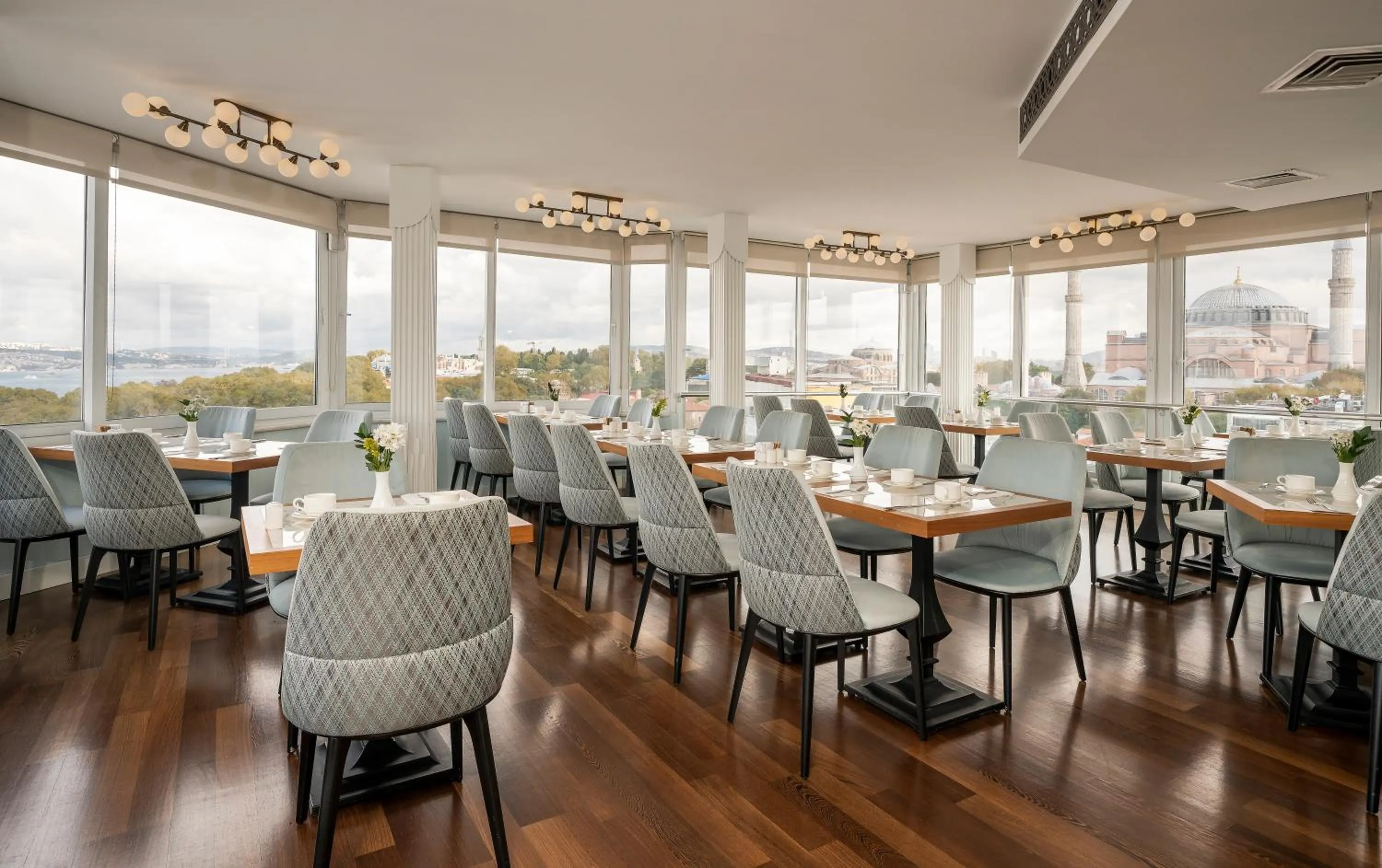 Restaurant/places to eat in Adamar Hotel-Special Category