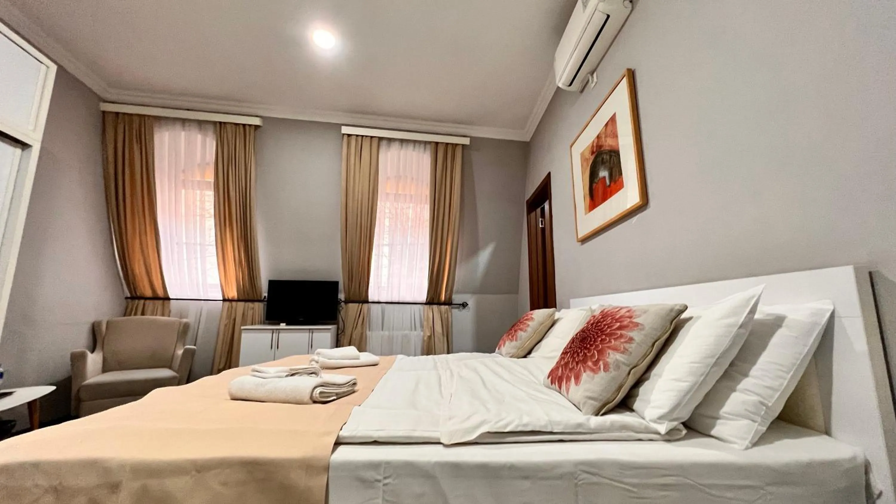 Bed in Point Hotel Tbilisi