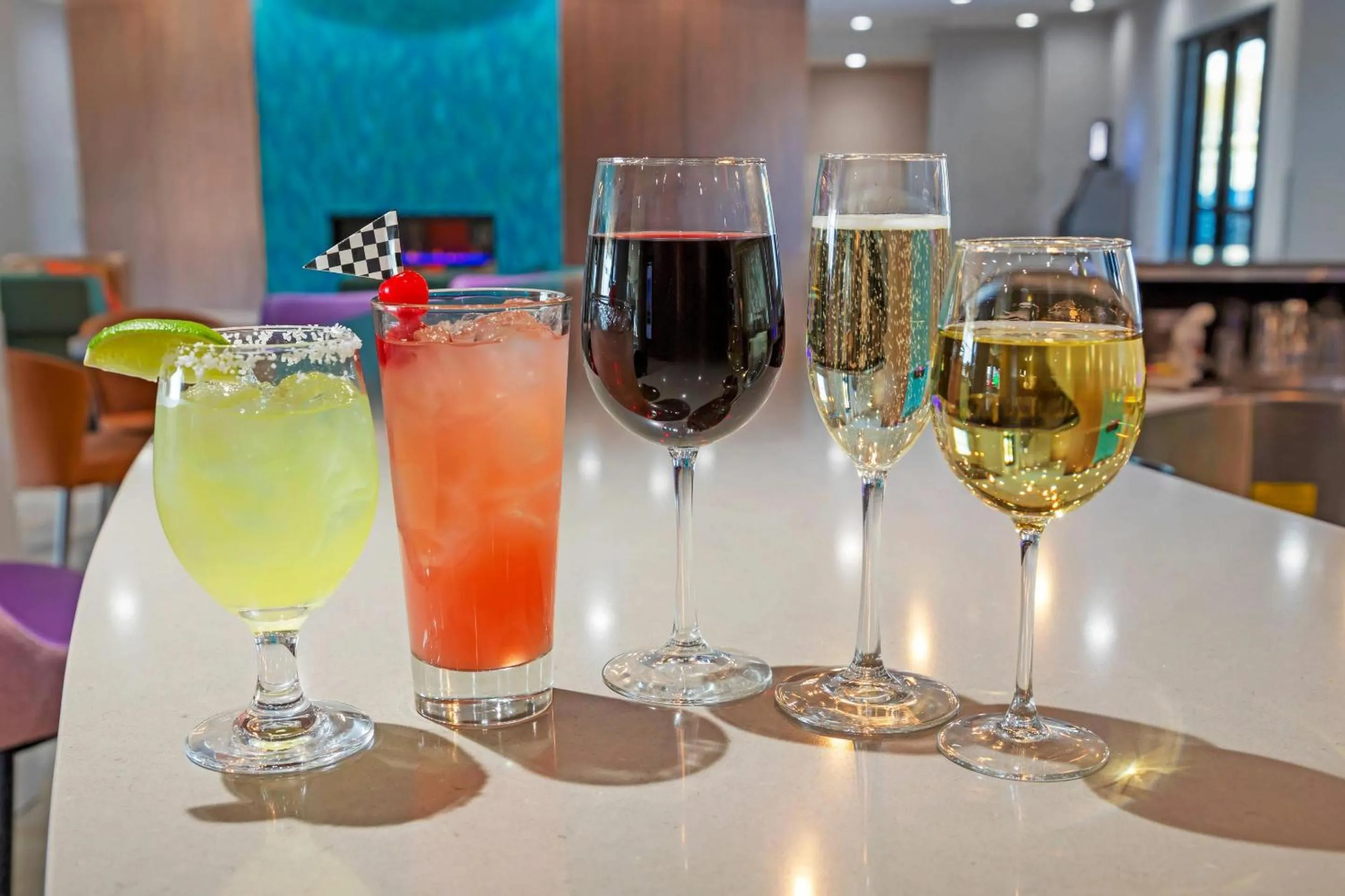 Restaurant/places to eat in Cambria Hotel Northlake Conference Center - Roanoke