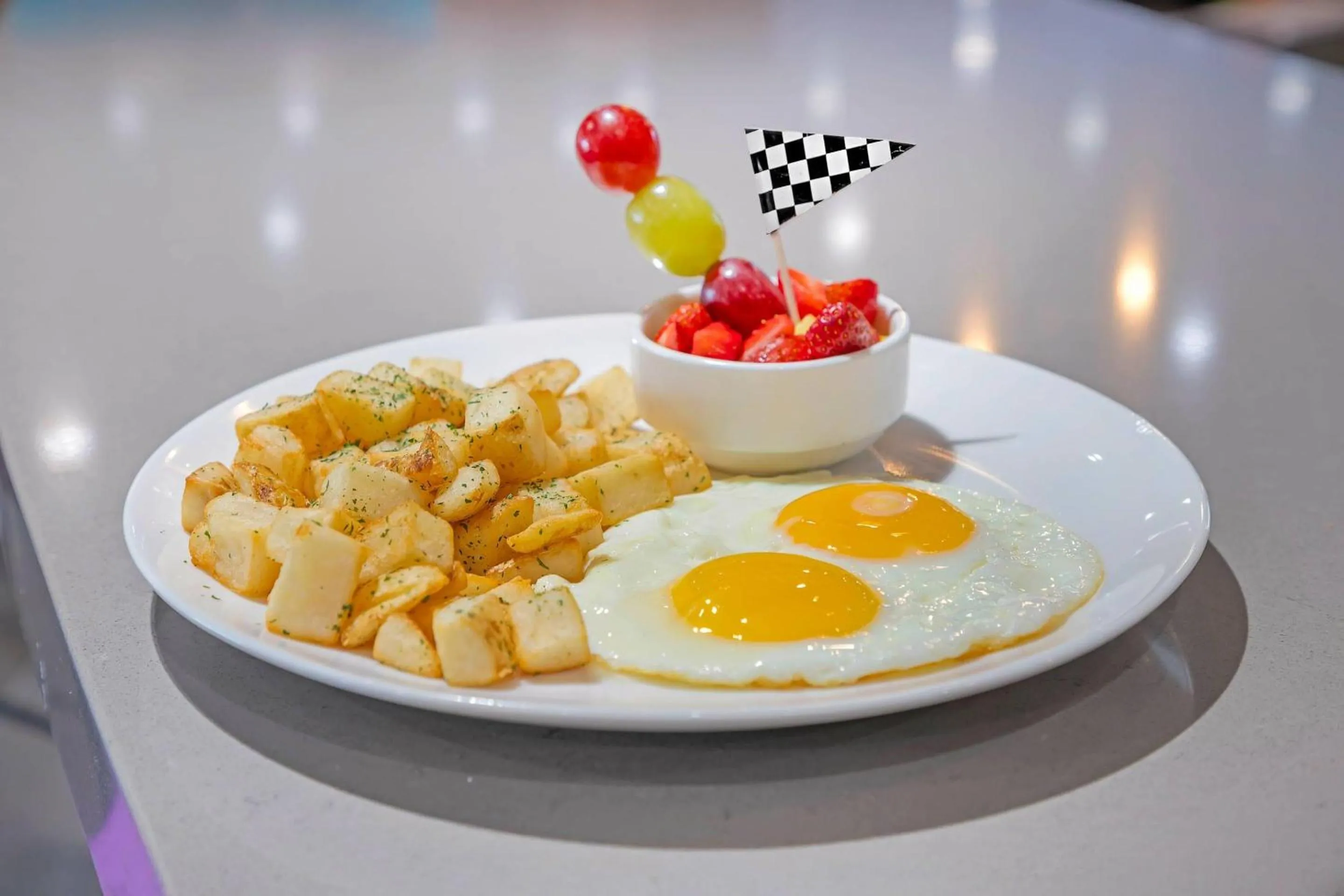 Restaurant/places to eat in Cambria Hotel Northlake Conference Center - Roanoke