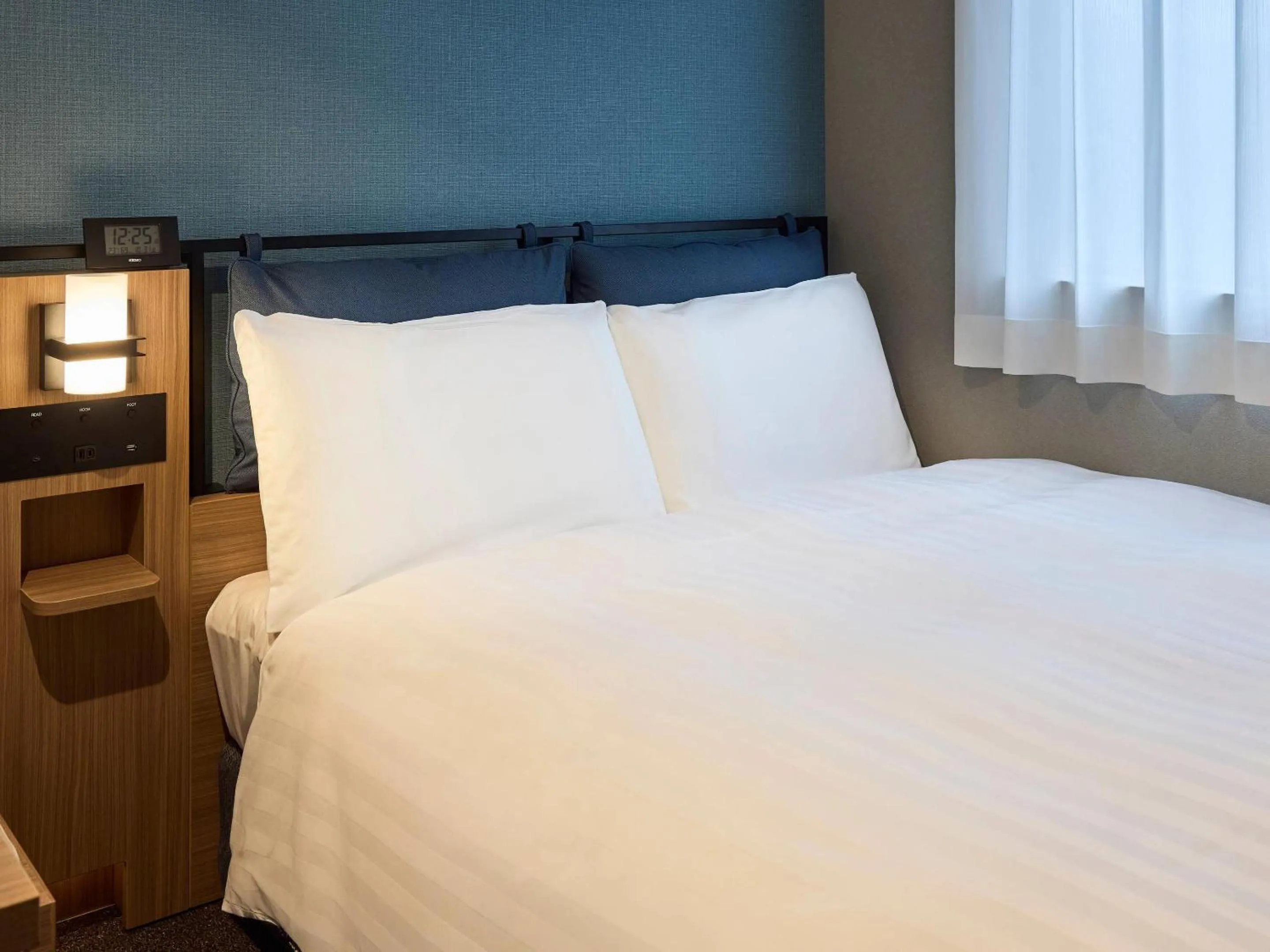 Bedroom, Bed in Comfort Hotel Mito