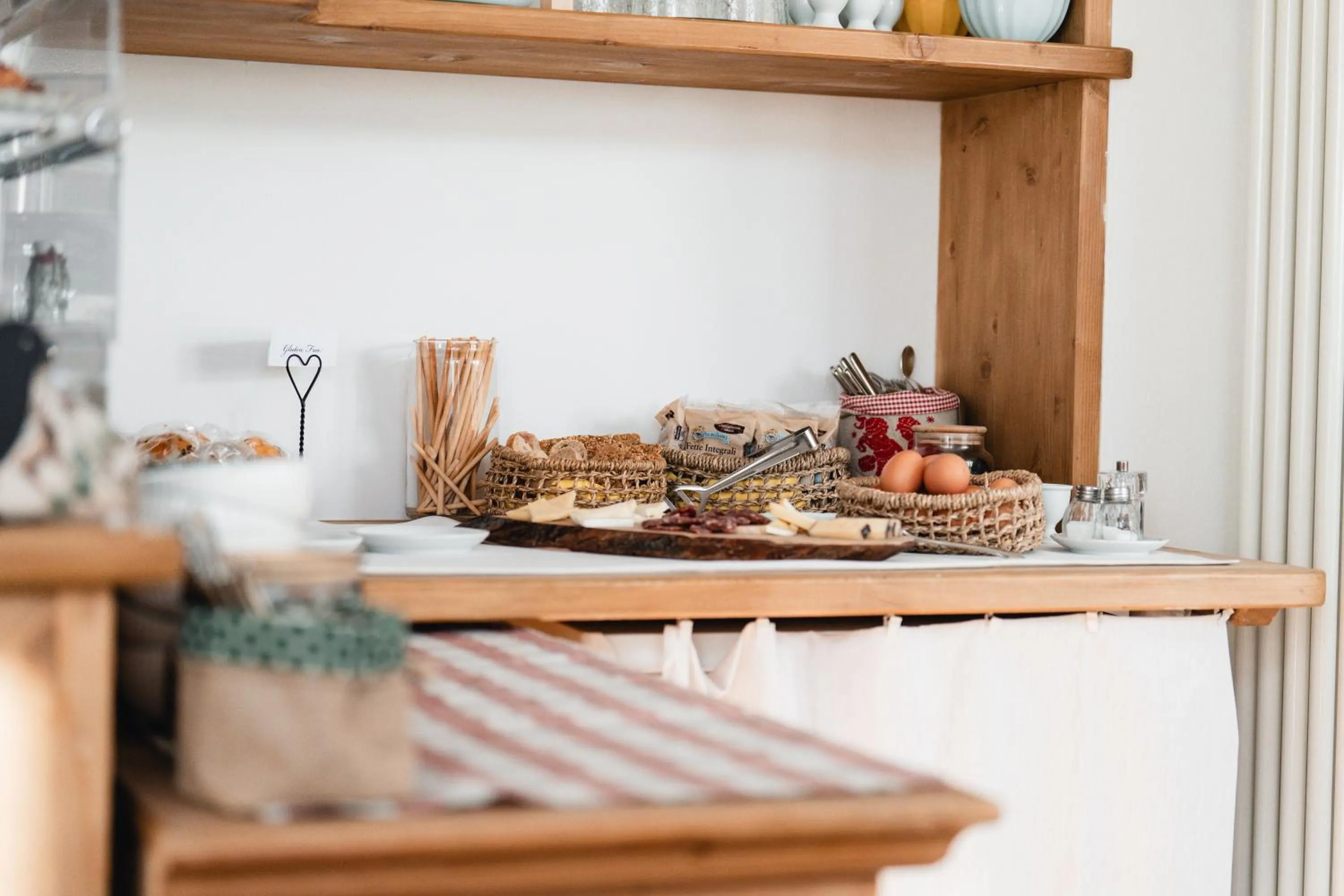 Breakfast in Hotel Oasi