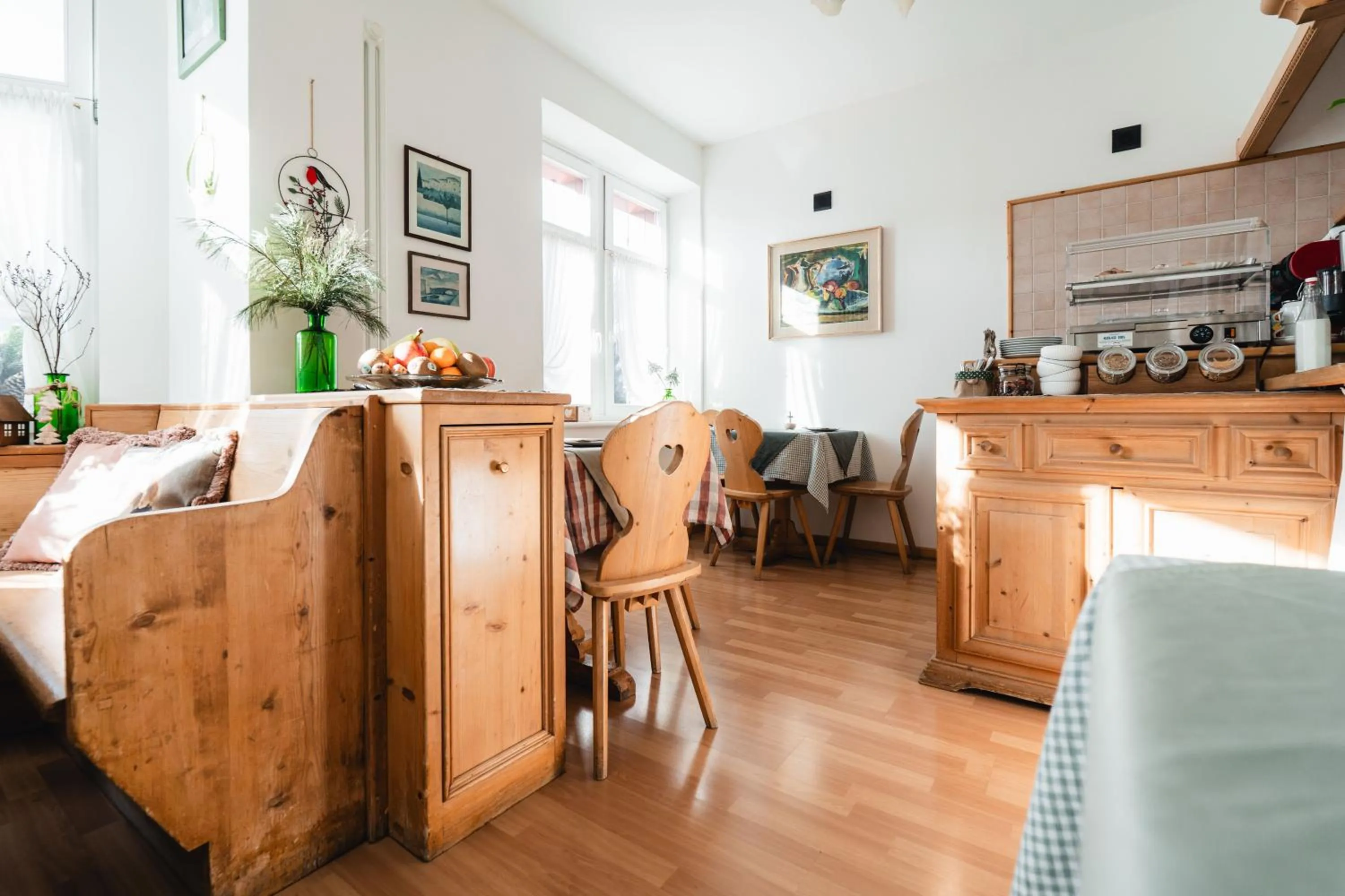 Breakfast in Hotel Oasi