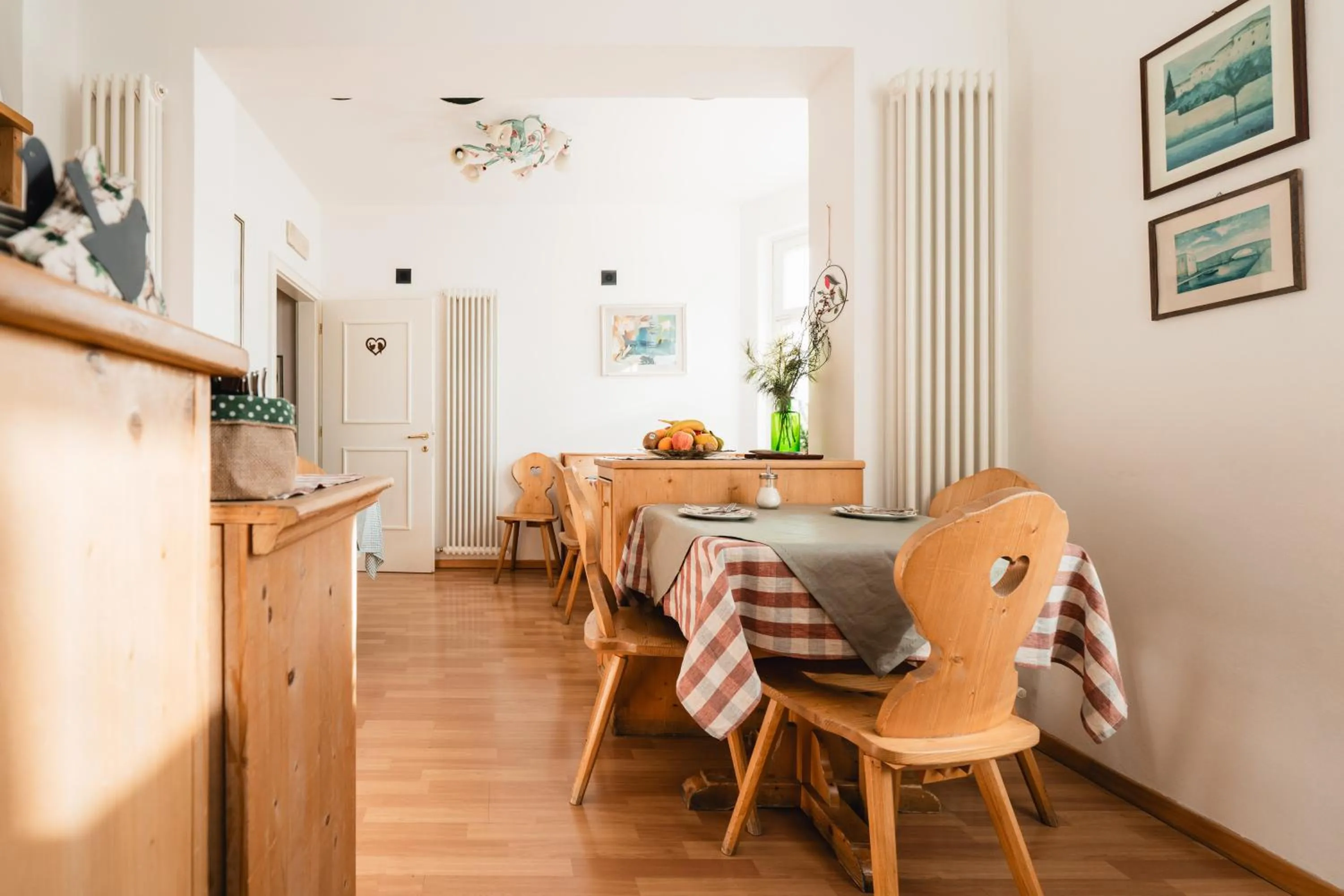 Breakfast in Hotel Oasi