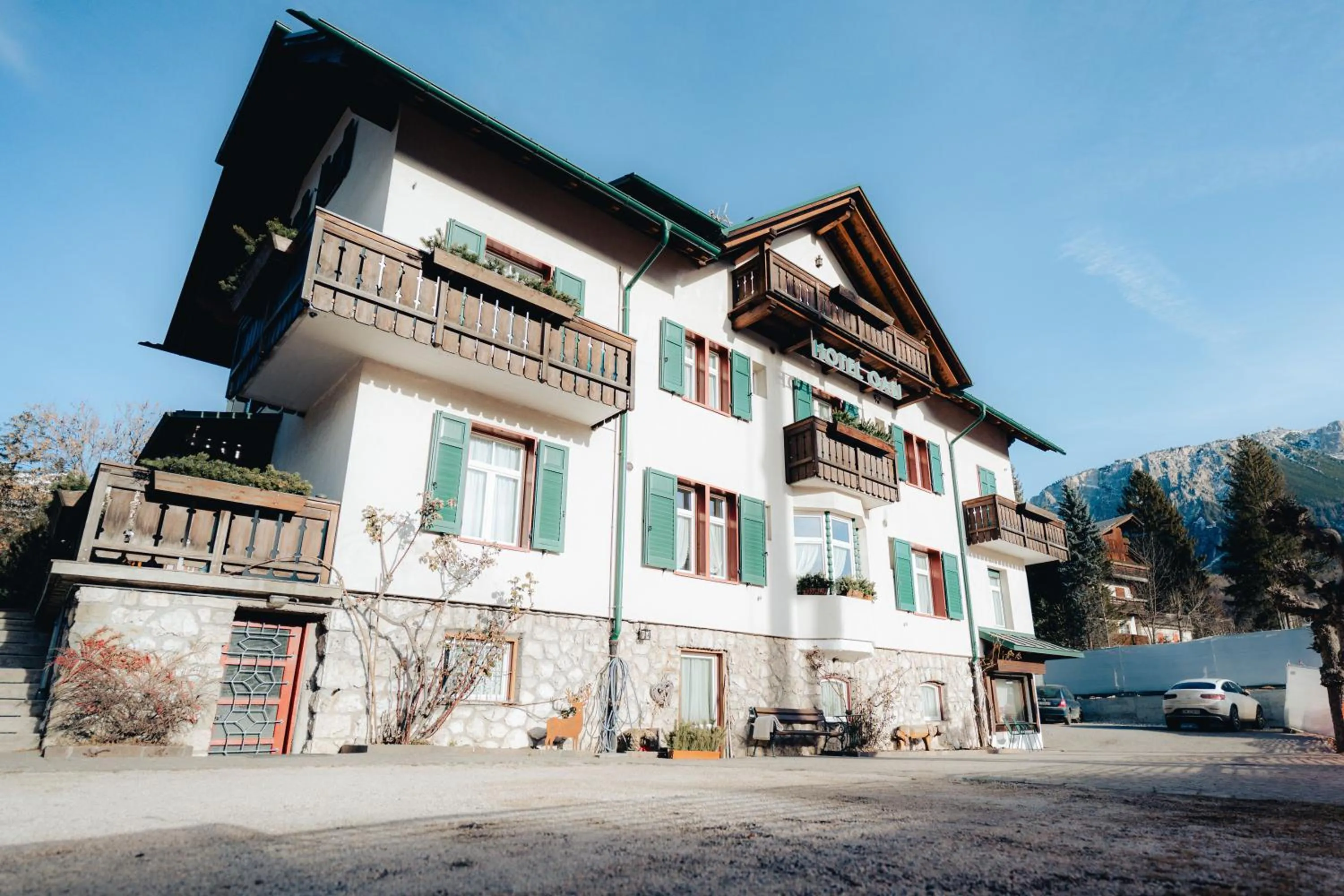 Property building in Hotel Oasi