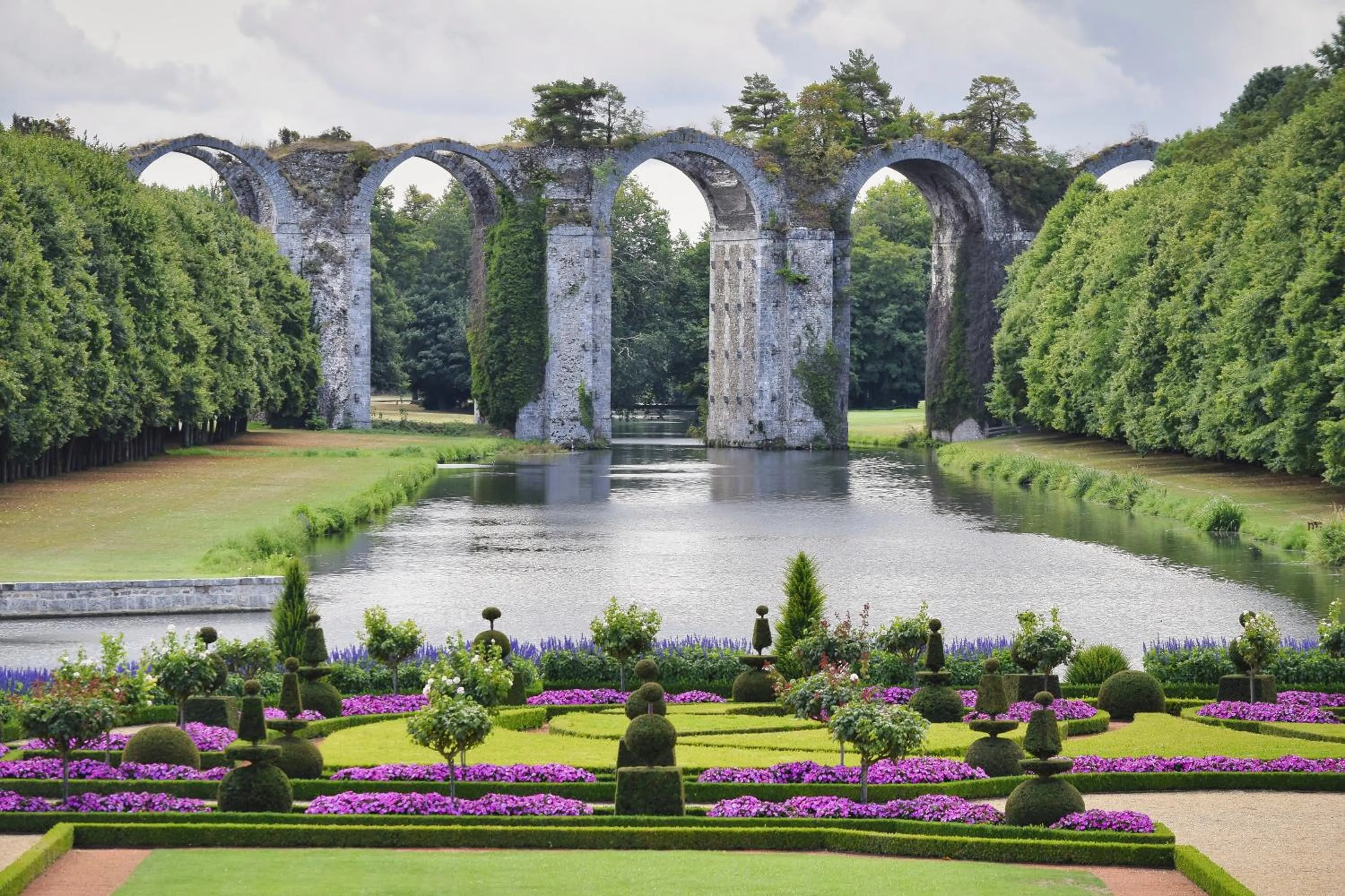Nearby landmark in Mercure Maintenon