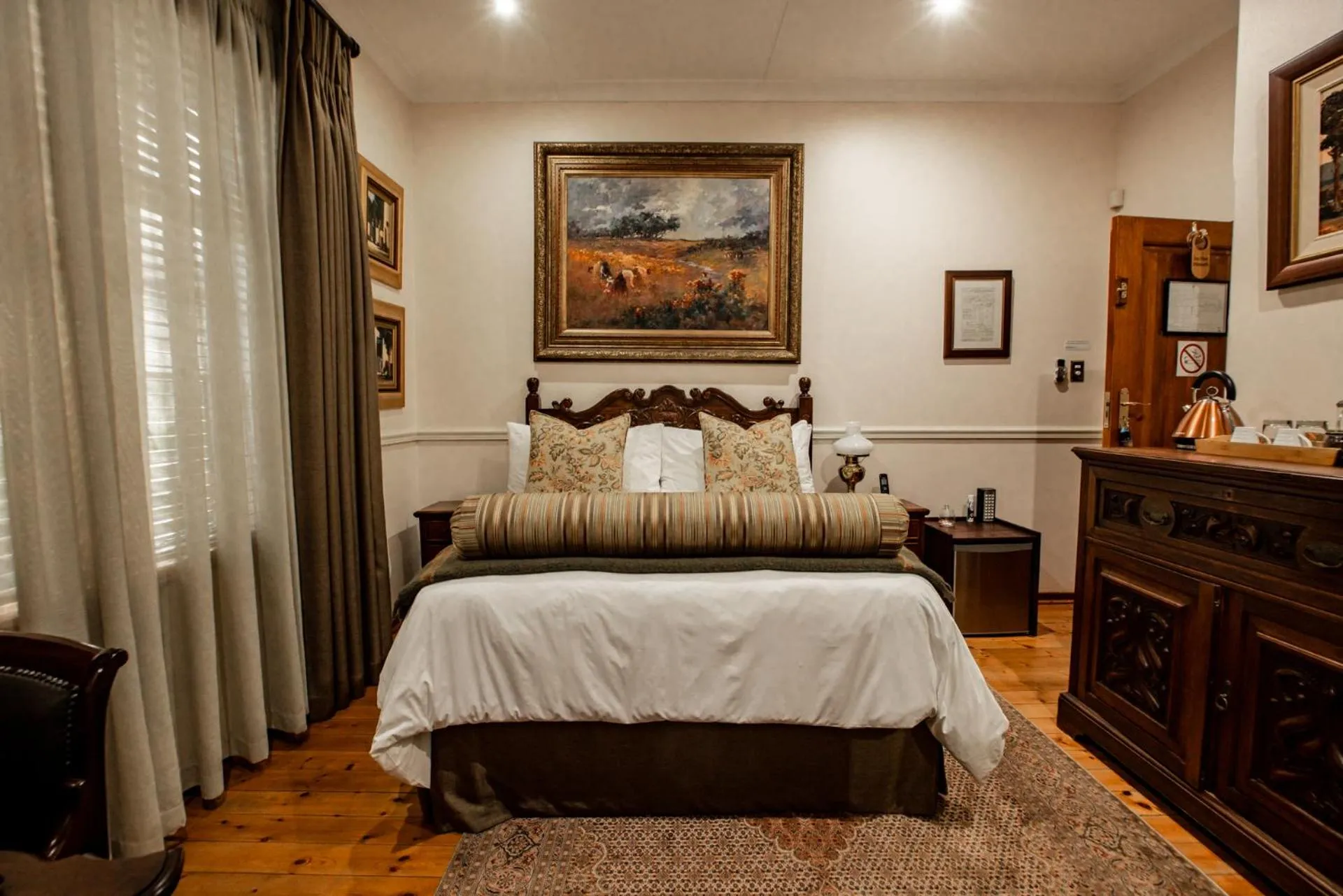Bedroom, Bed in Kleine Constantia Boutique Guest House