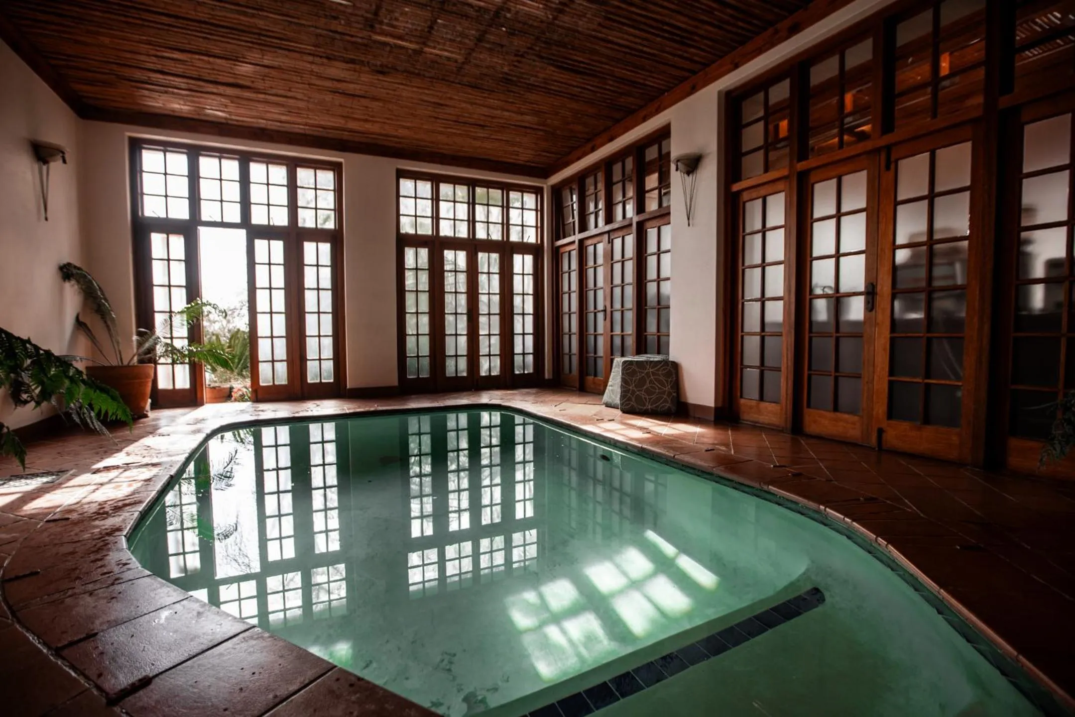 Swimming pool in Kleine Constantia Boutique Guest House